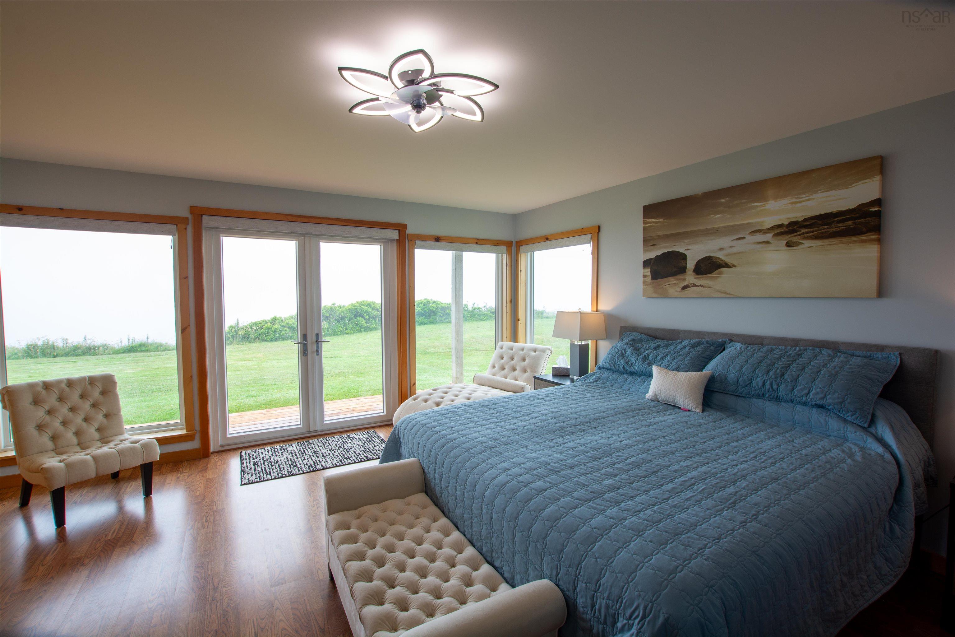 $1,079,000.00: 2435 Main Shore Road, Port Maitland