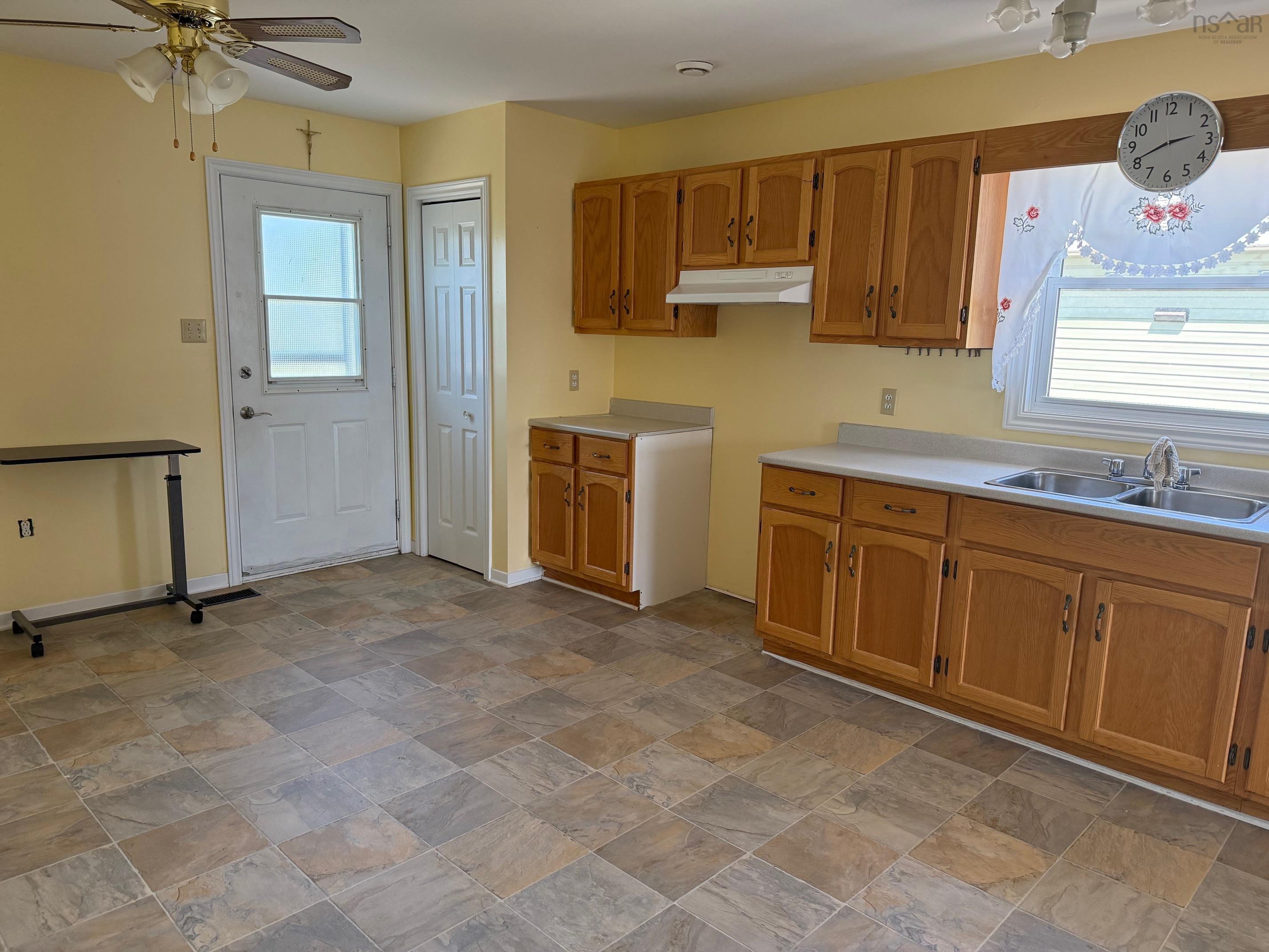 $179,900.00: 17 Catherine Street, Sydney