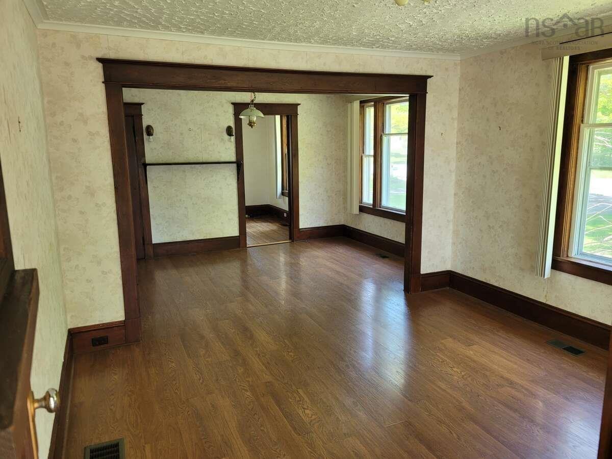 $200,000.00: 2515 Highway 1, Aylesford