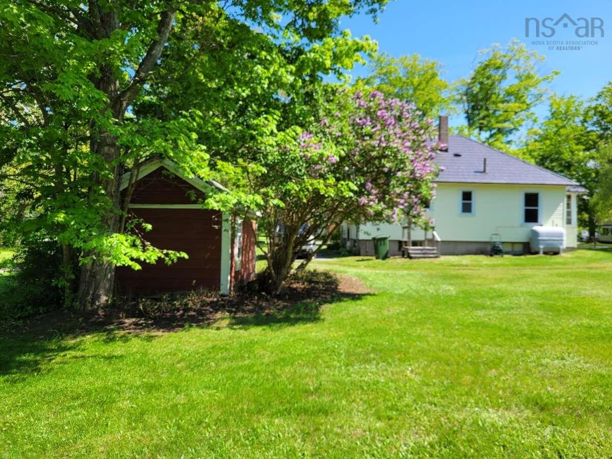 $200,000.00: 2515 Highway 1, Aylesford