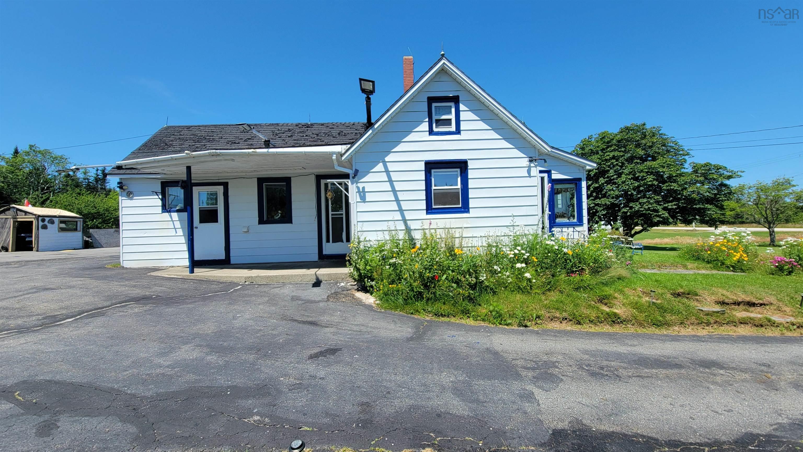 $350,000.00: 486 335 Highway, West Pubnico