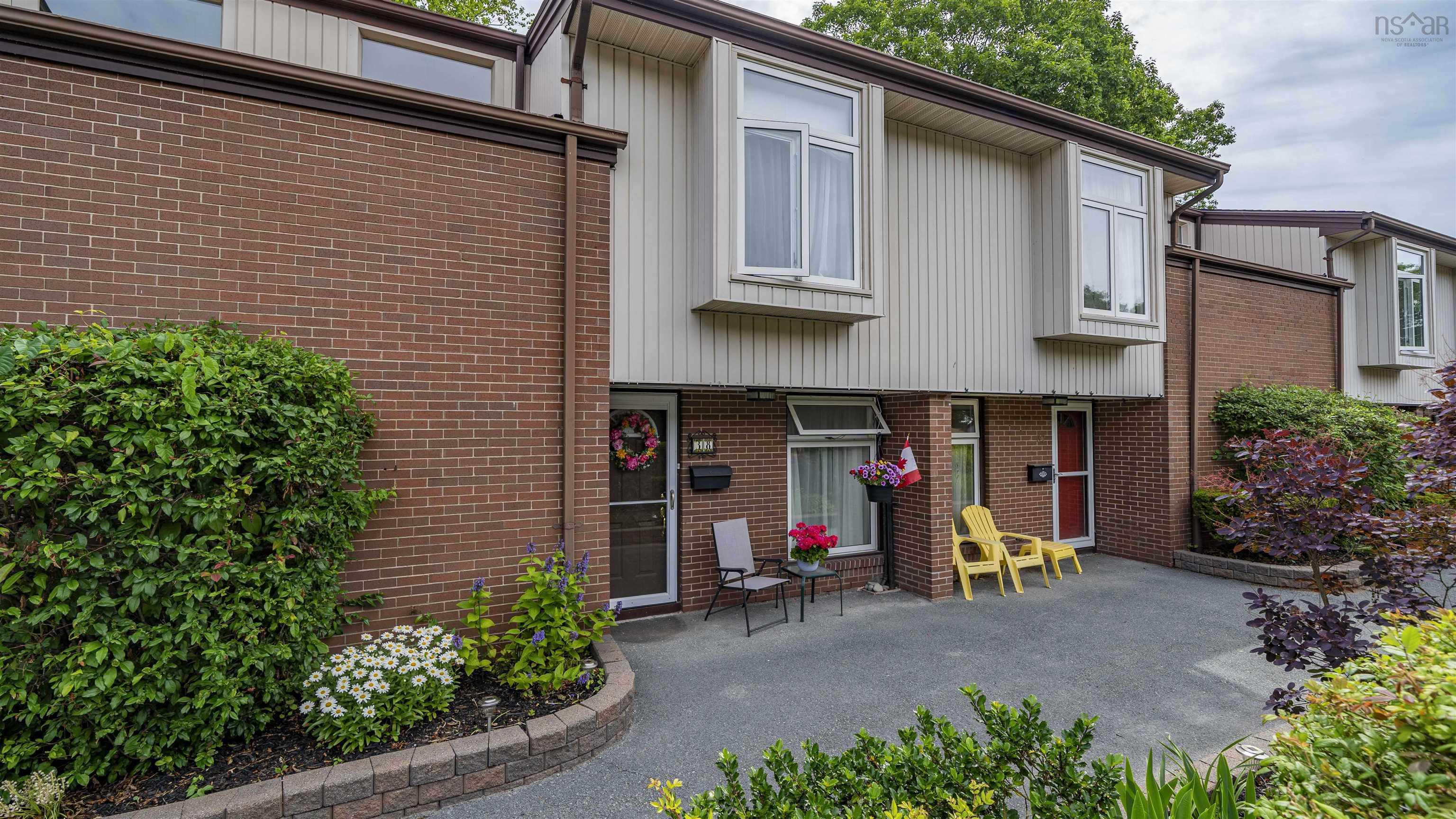 $479,900.00: 38 Garden Court Terrace, Dartmouth