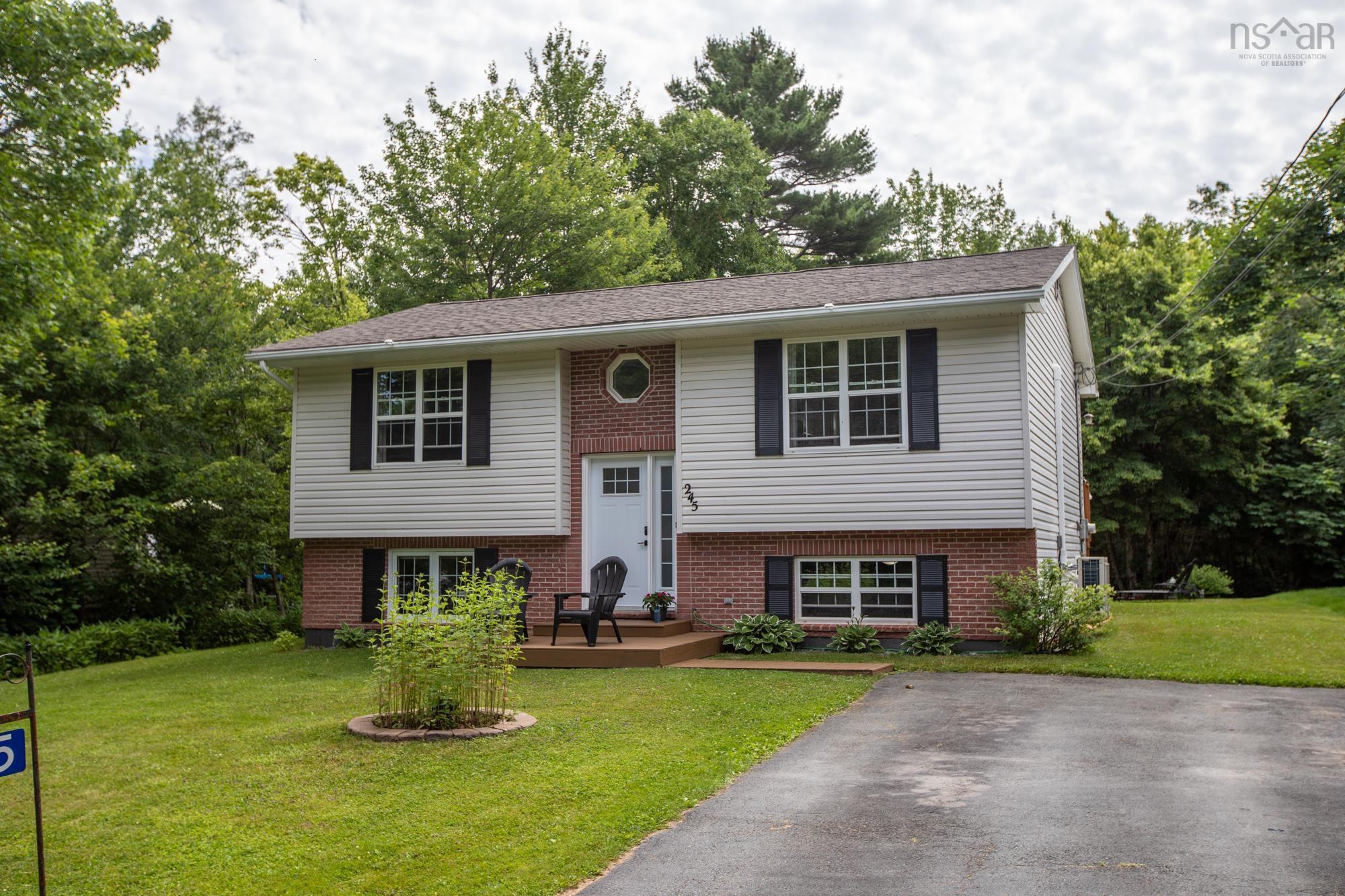 $489,900.00: 245 Springfield Lake Road, Middle Sackville