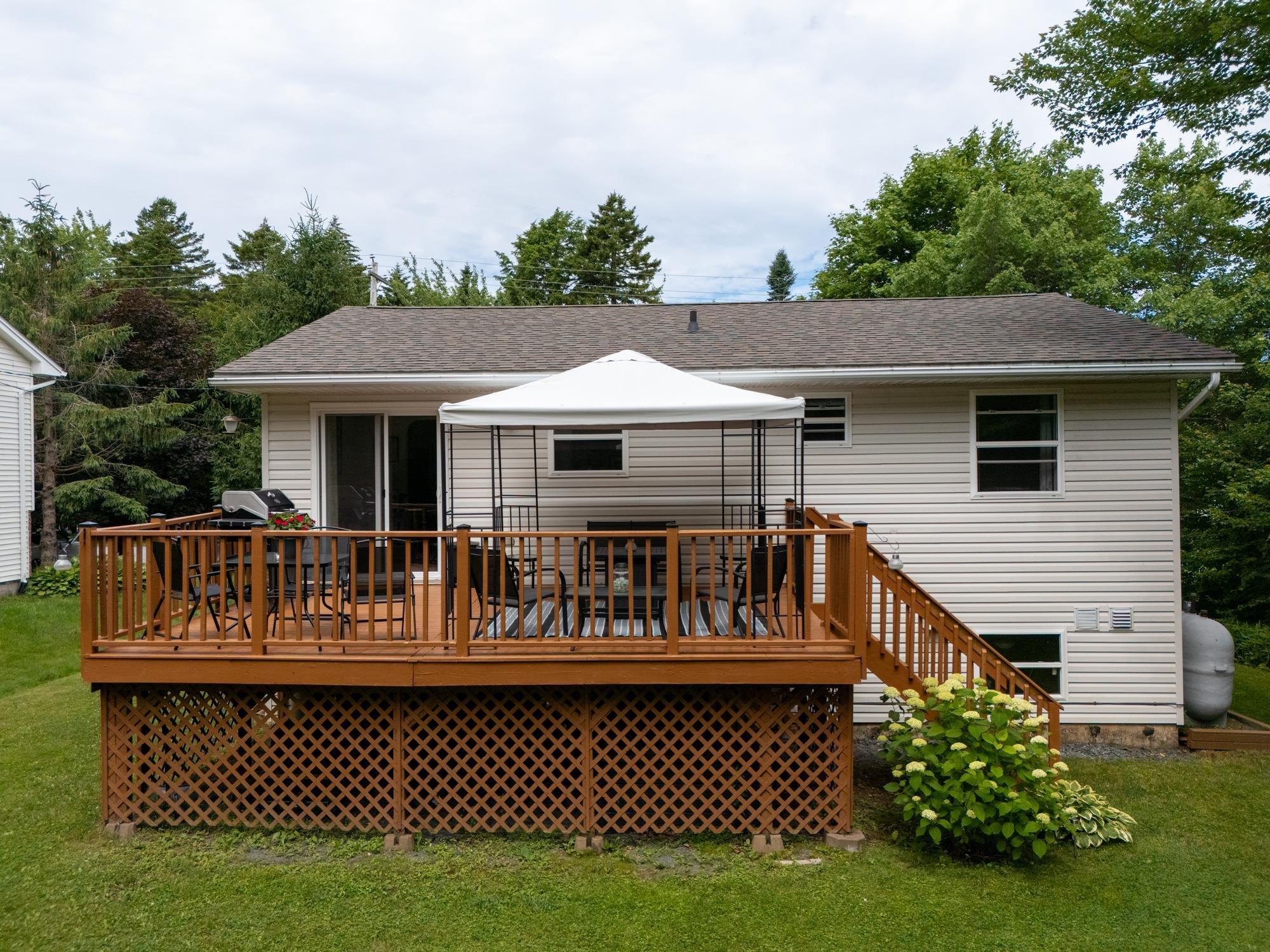 $489,900.00: 245 Springfield Lake Road, Middle Sackville