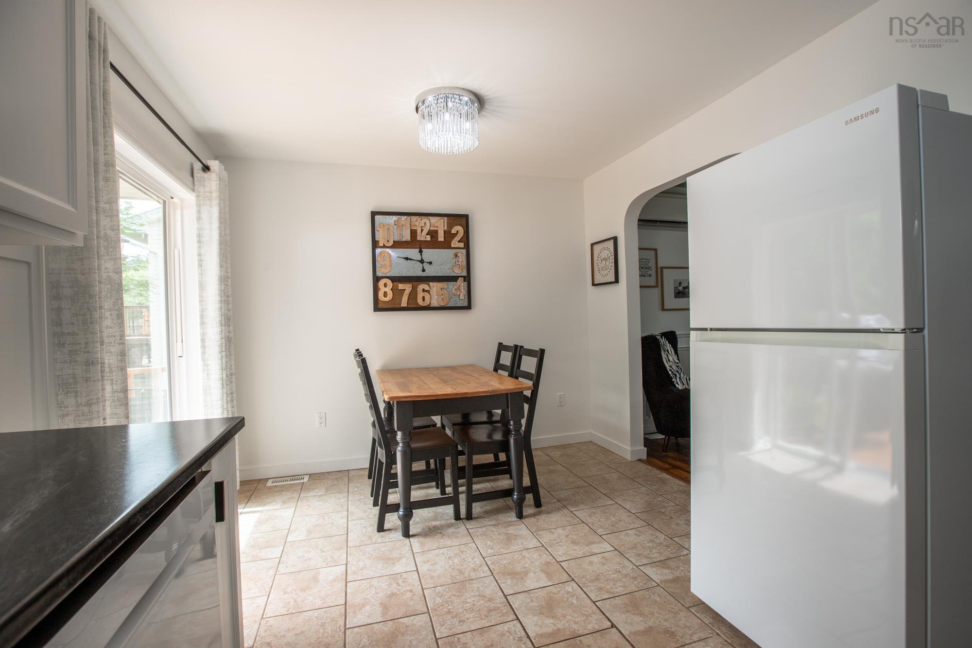 $489,900.00: 245 Springfield Lake Road, Middle Sackville