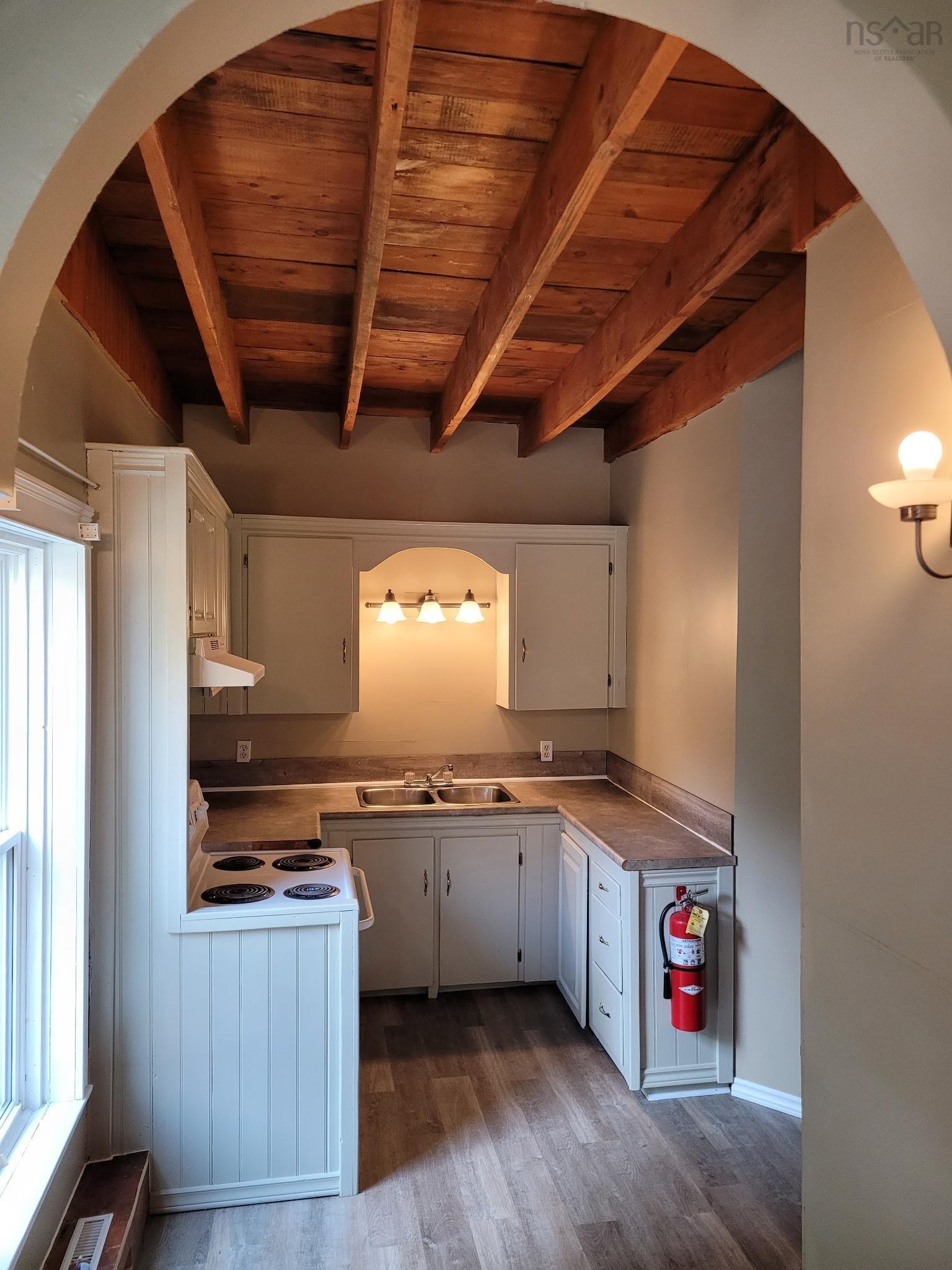 $374,900.00: 59 Pleasant Street, Bridgewater