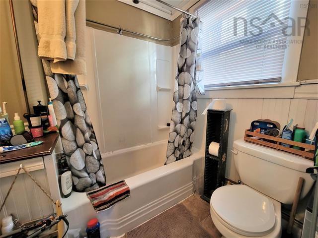 $374,900.00: 59 Pleasant Street, Bridgewater