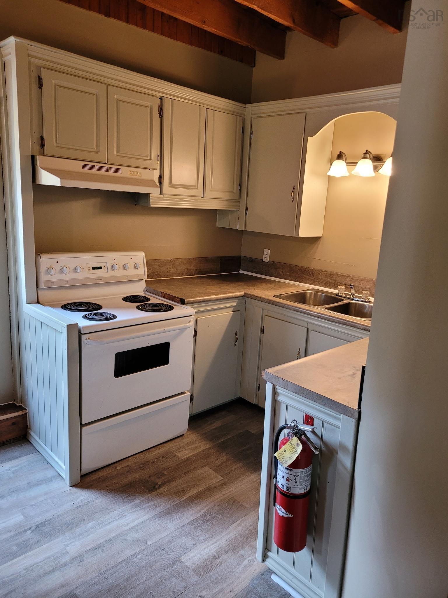 $374,900.00: 59 Pleasant Street, Bridgewater