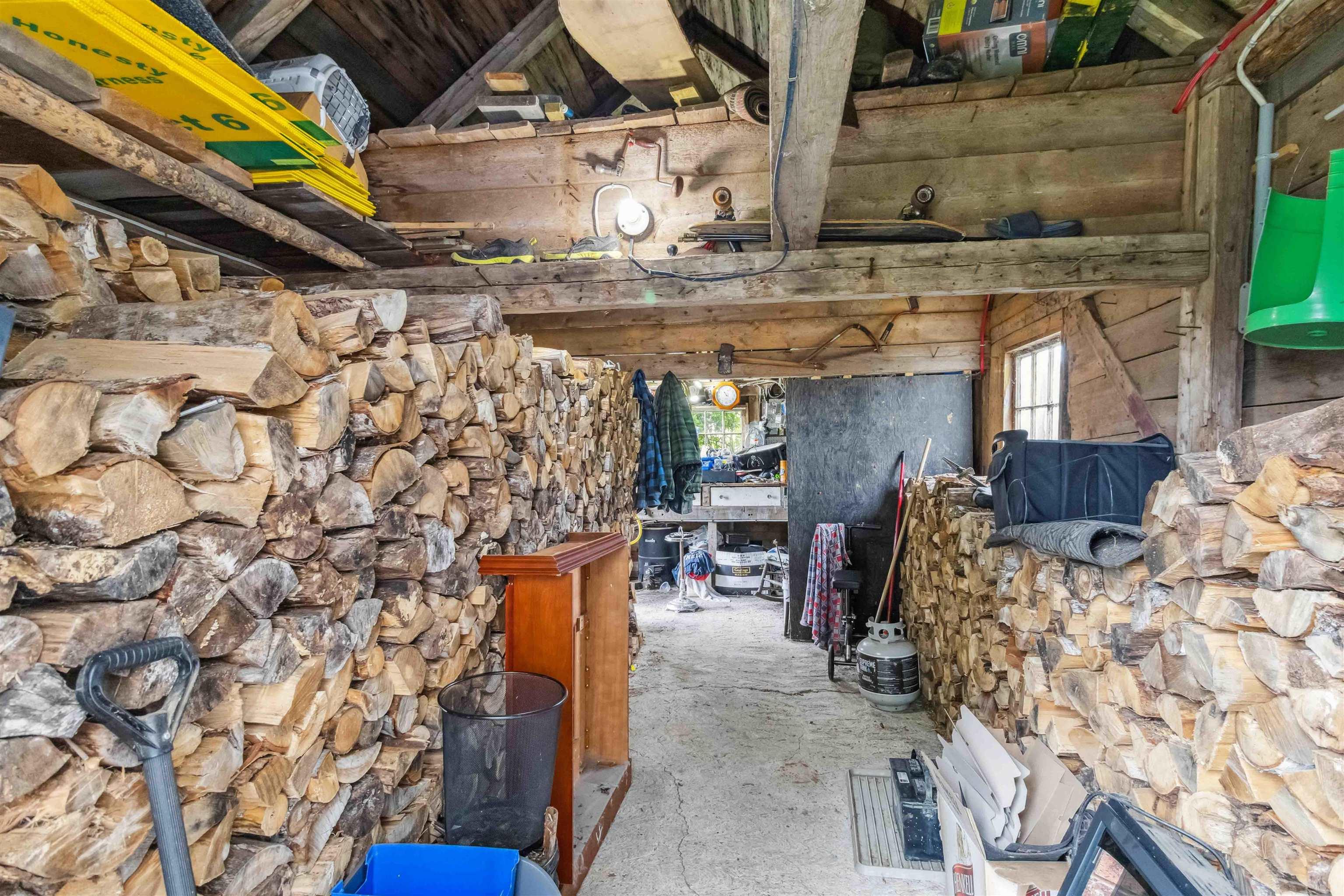 $599,900.00: 417 Penney Road, Upper Northfield