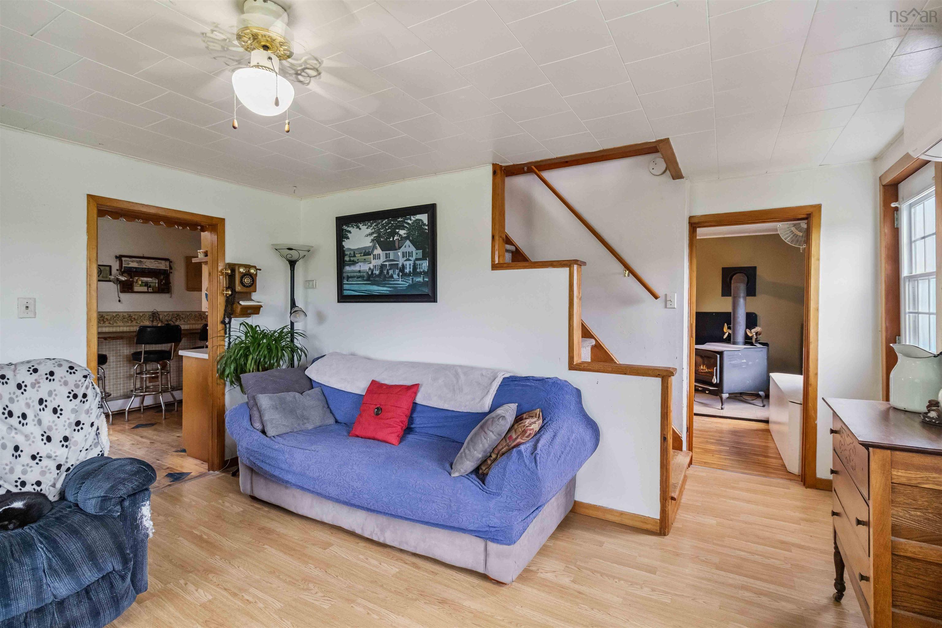 $639,900.00: 417 Penney Road, Upper Northfield