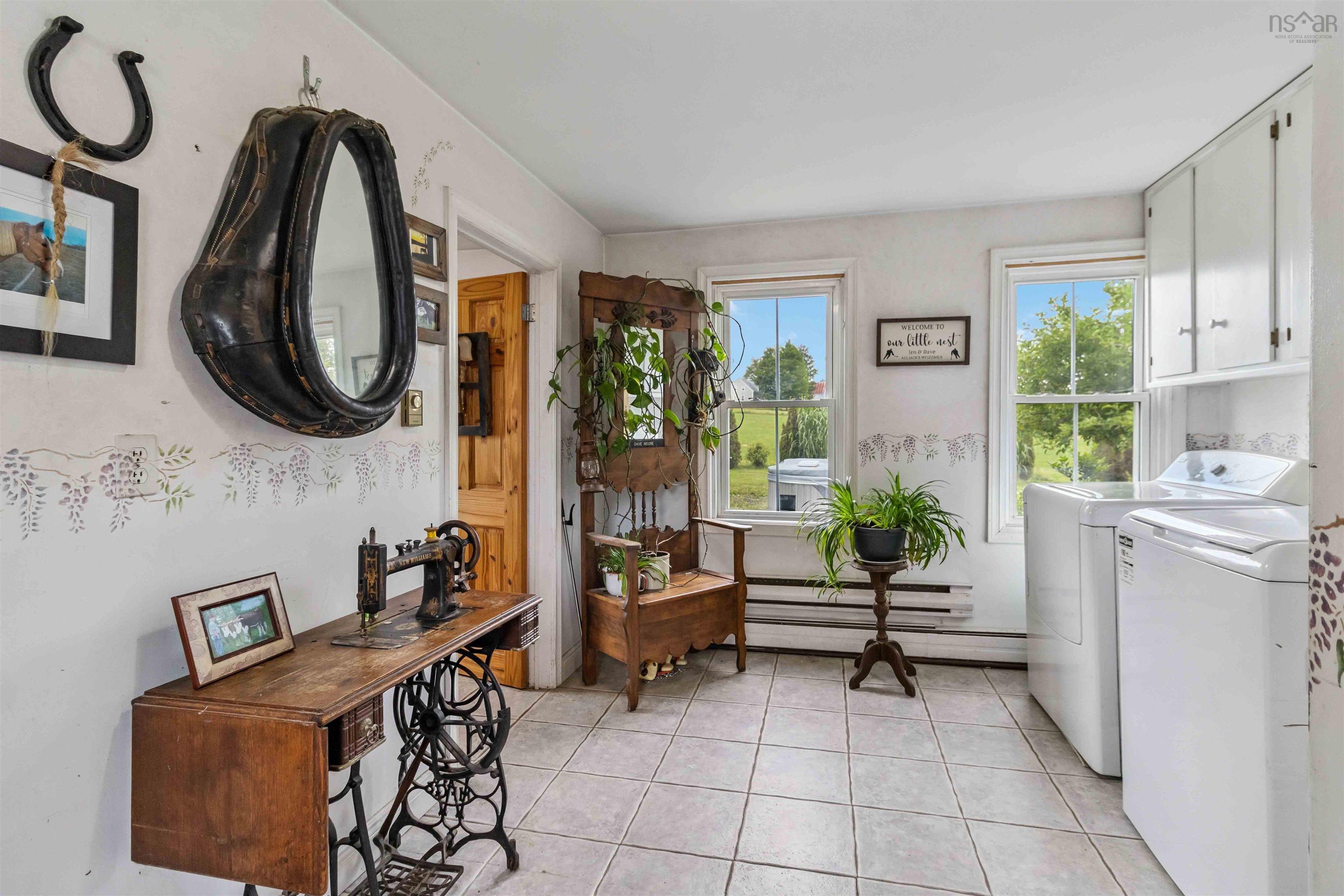 $639,900.00: 417 Penney Road, Upper Northfield