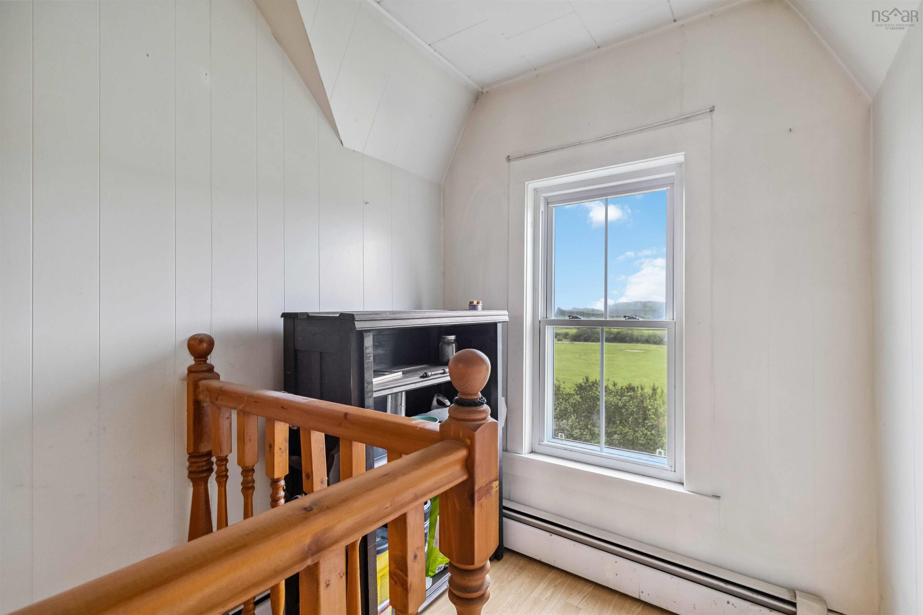 $639,900.00: 417 Penney Road, Upper Northfield