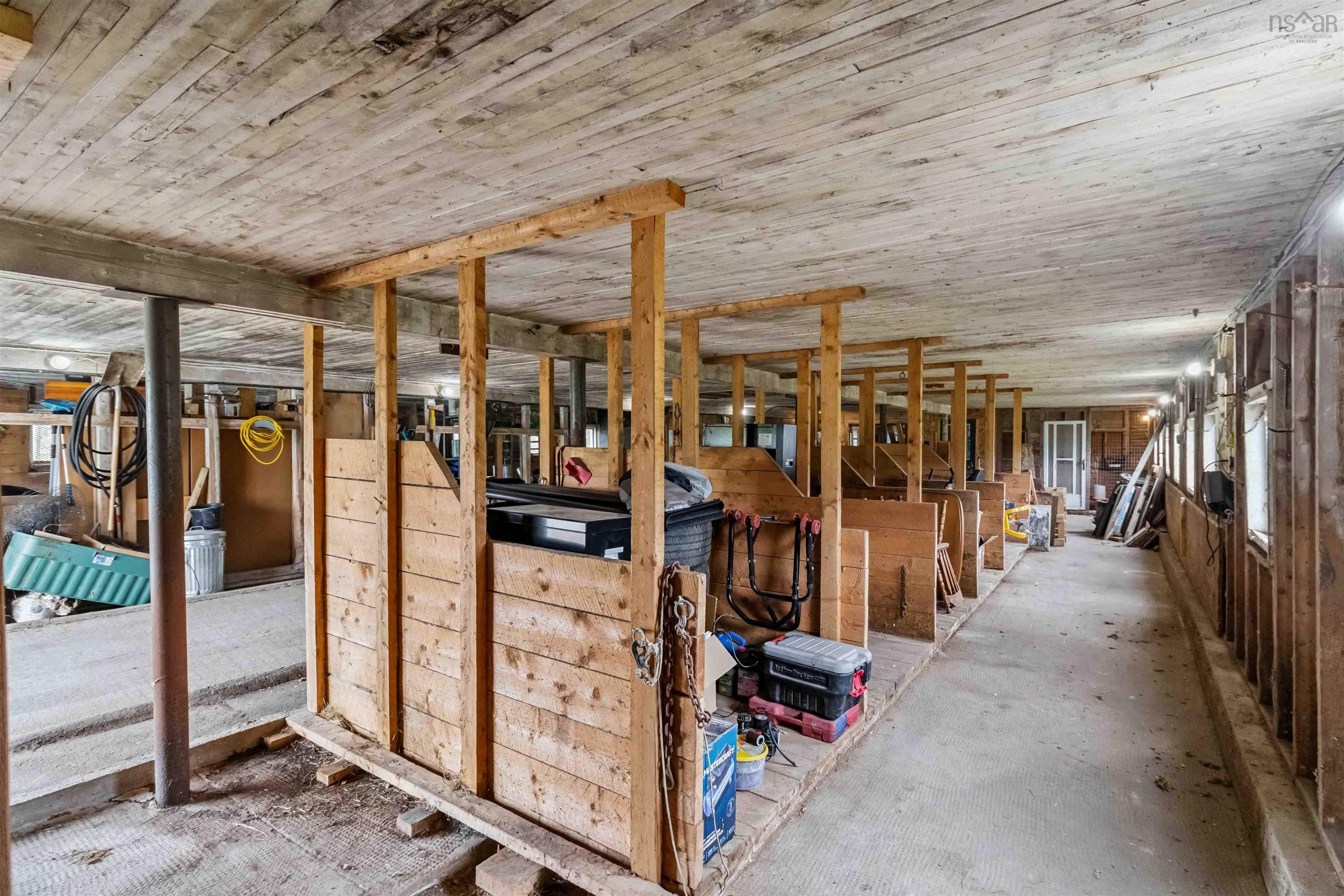 $639,900.00: 417 Penney Road, Upper Northfield