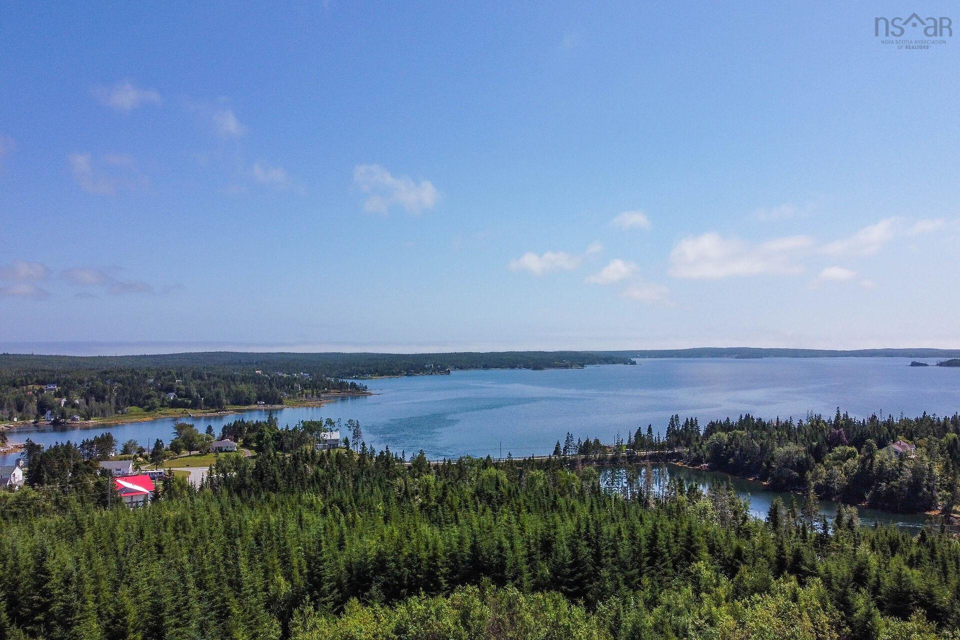 $599,500.00: 54 Old Trunk Road, Oyster Pond