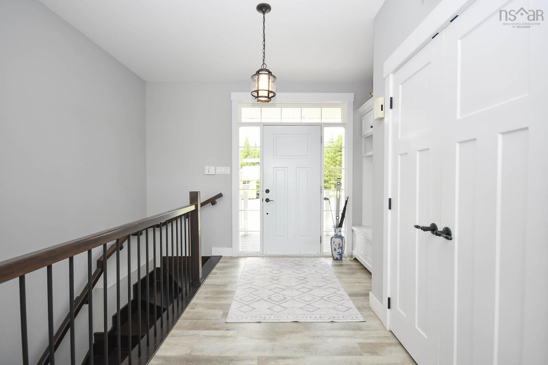 $599,500.00: 54 Old Trunk Road, Oyster Pond