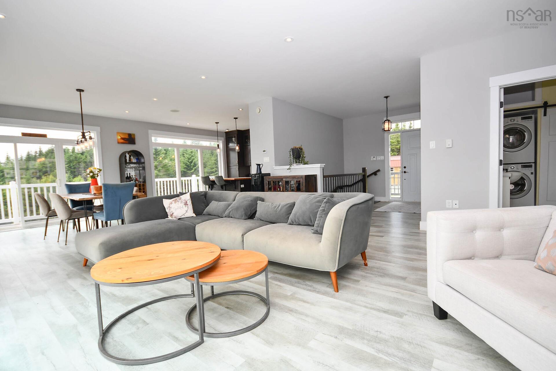 $599,500.00: 54 Old Trunk Road, Oyster Pond