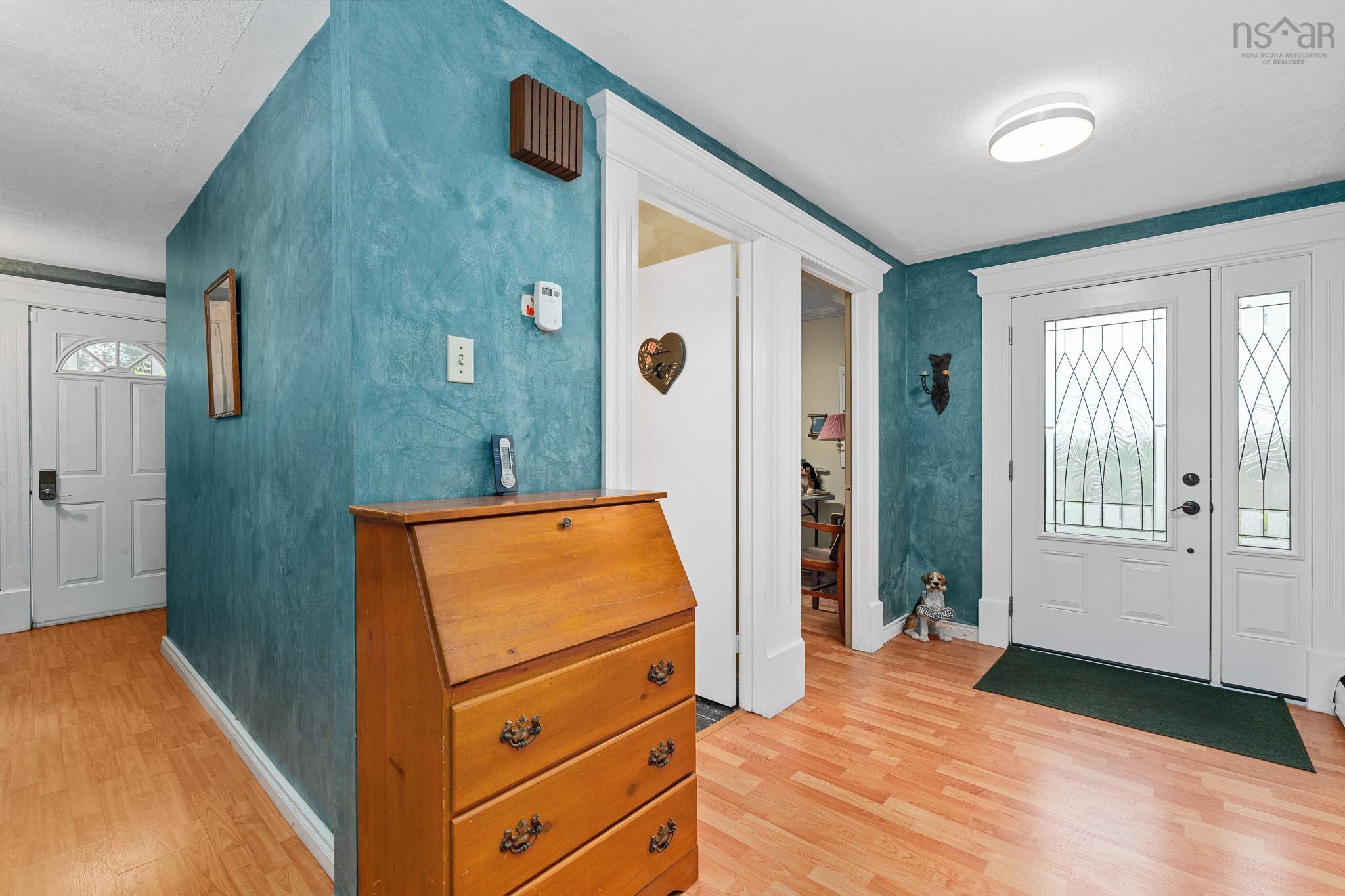 $599,900.00: 576 Lakeview Avenue, Middle Sackville