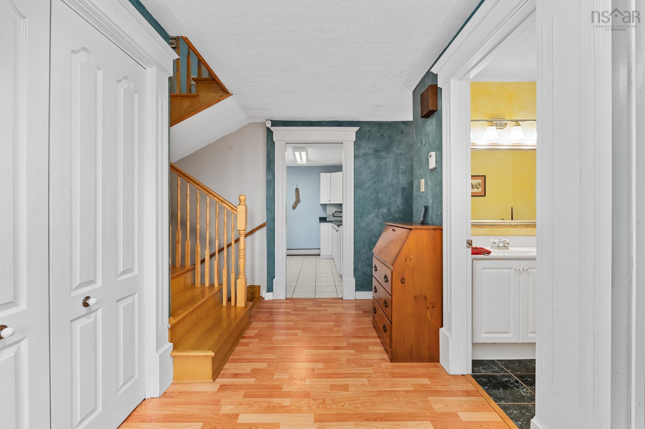 $599,900.00: 576 Lakeview Avenue, Middle Sackville