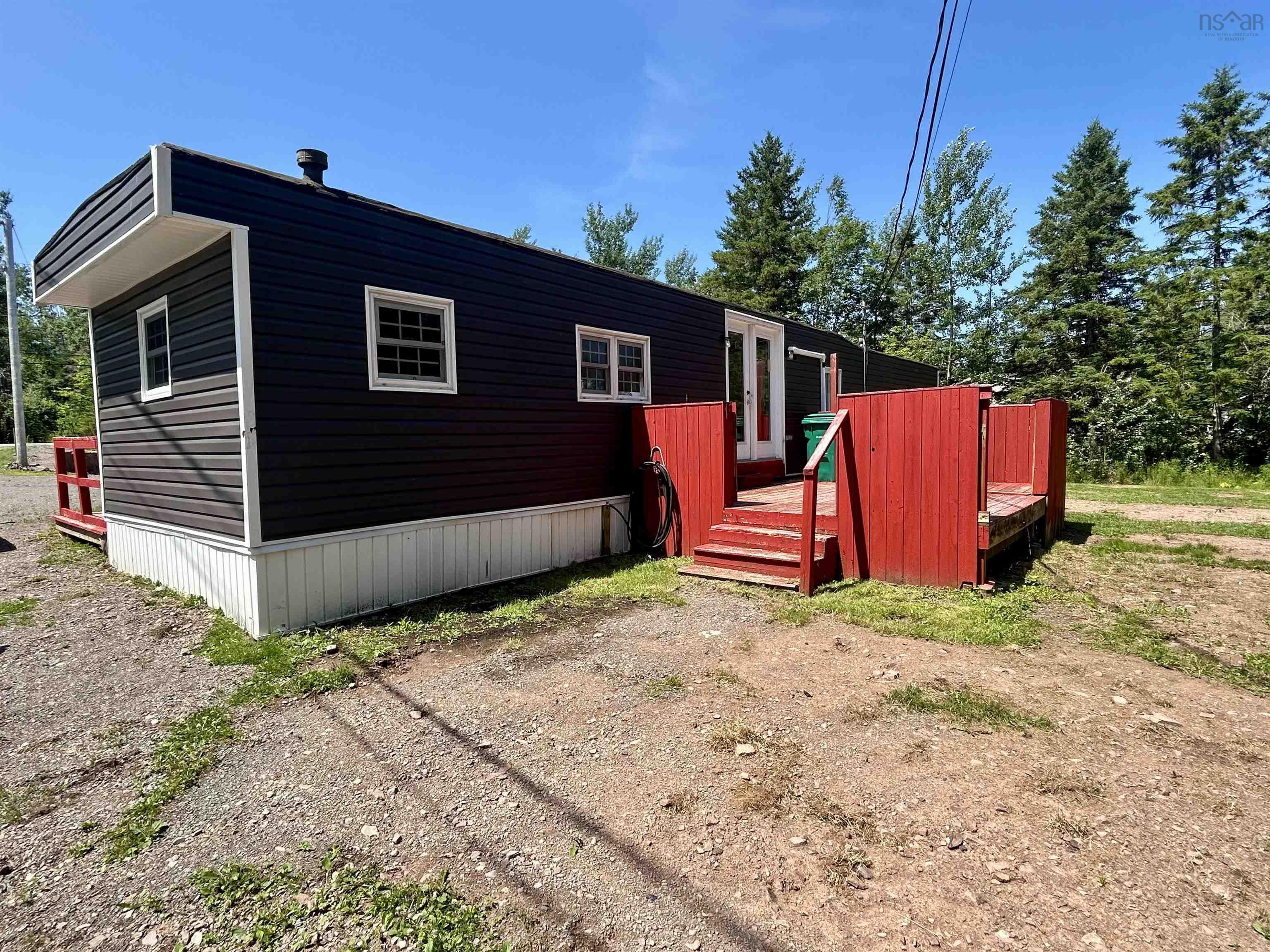 $84,900.00: 4452 East River East Side Road, Plymouth