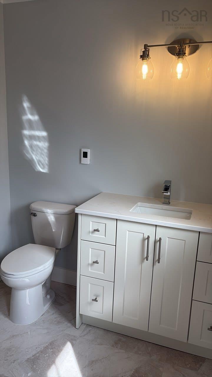 $579,000.00: 381 GLEN ALLAN Drive, Bridgewater