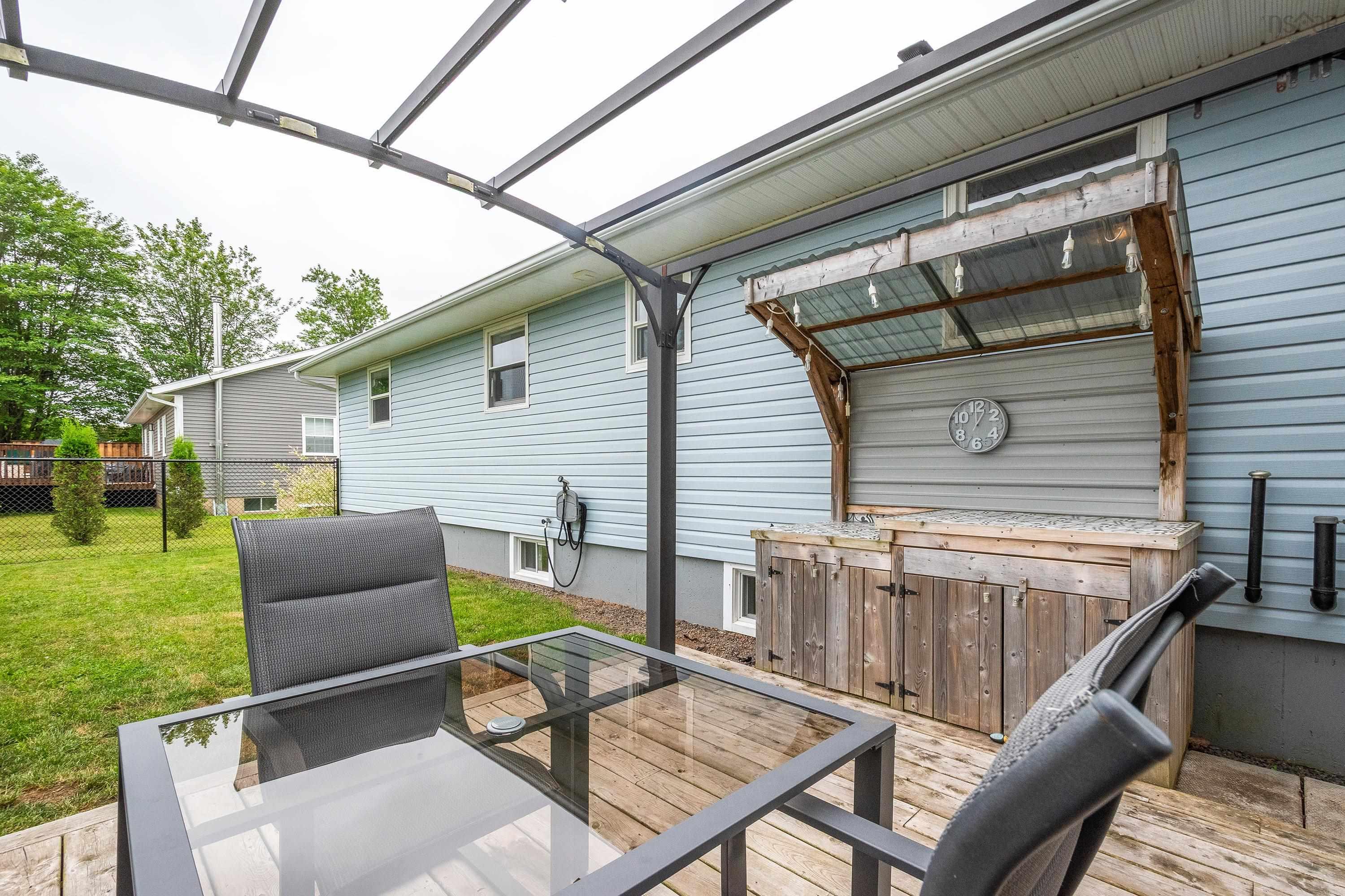 $438,000.00: 10 Bezanson Drive, Berwick