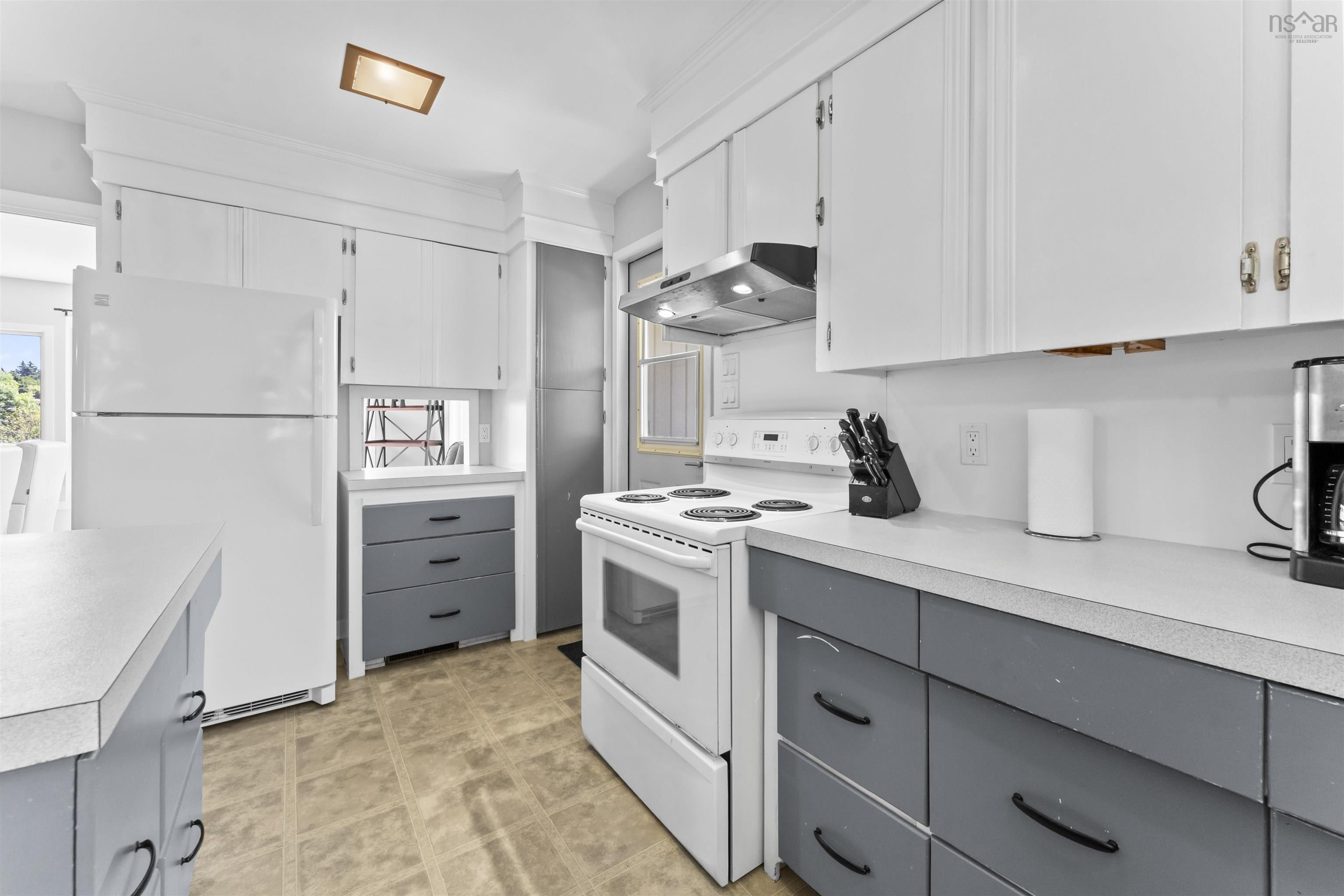 $849,900.00: 1582 John Brackett Drive, Herring Cove