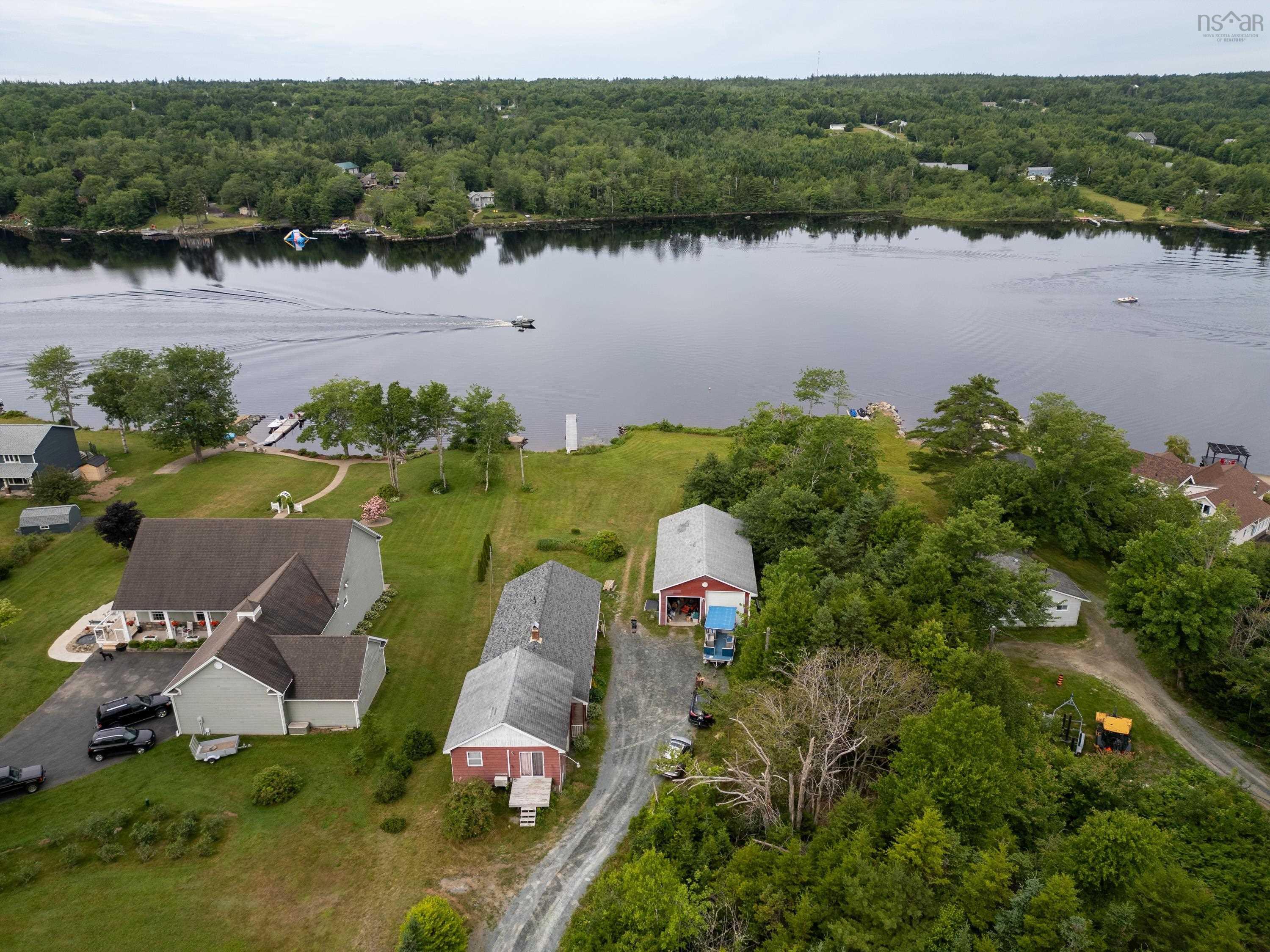 $459,900.00: 130 Whisper Ridge, Porters Lake