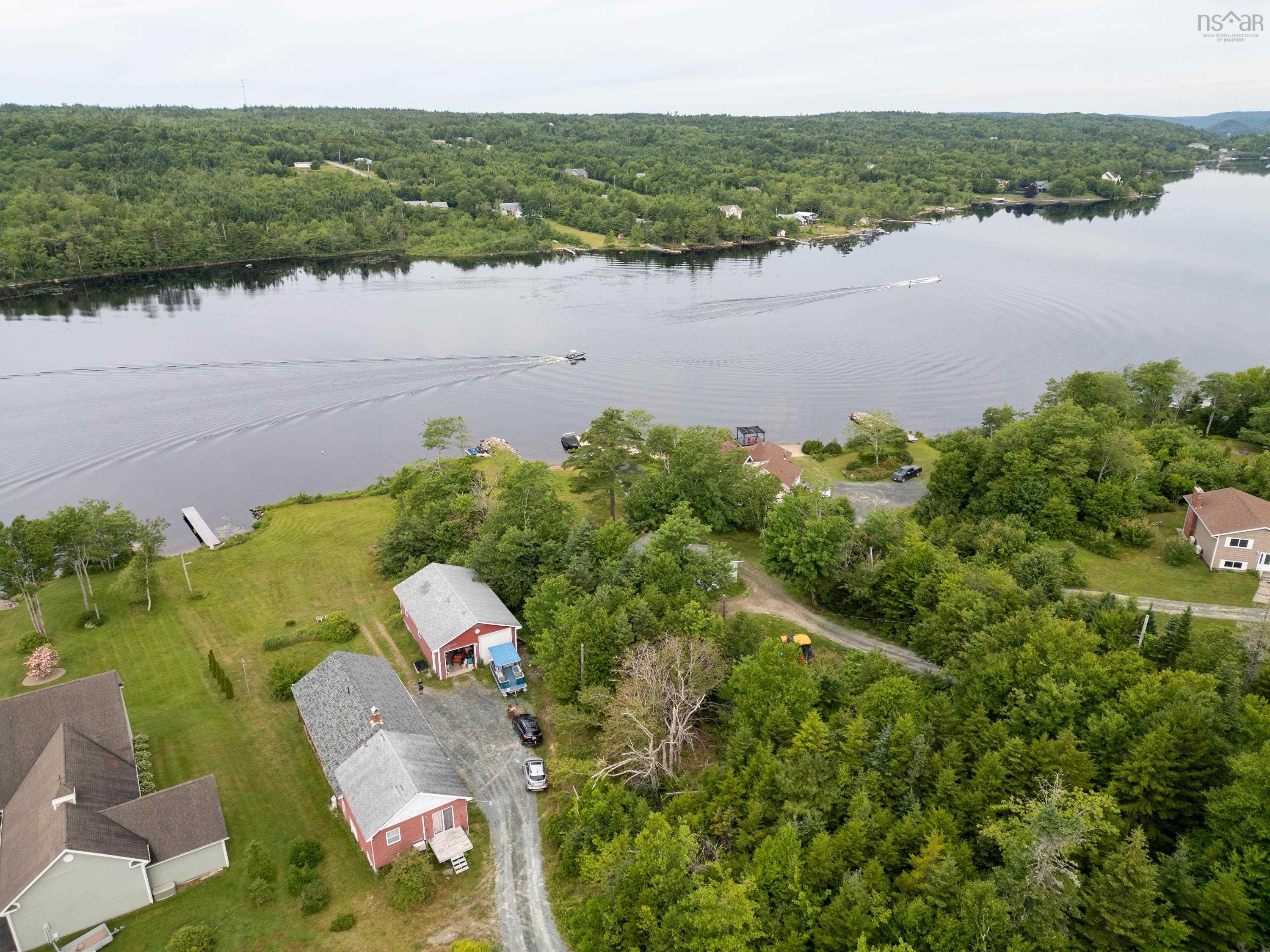 $459,900.00: 130 Whisper Ridge, Porters Lake