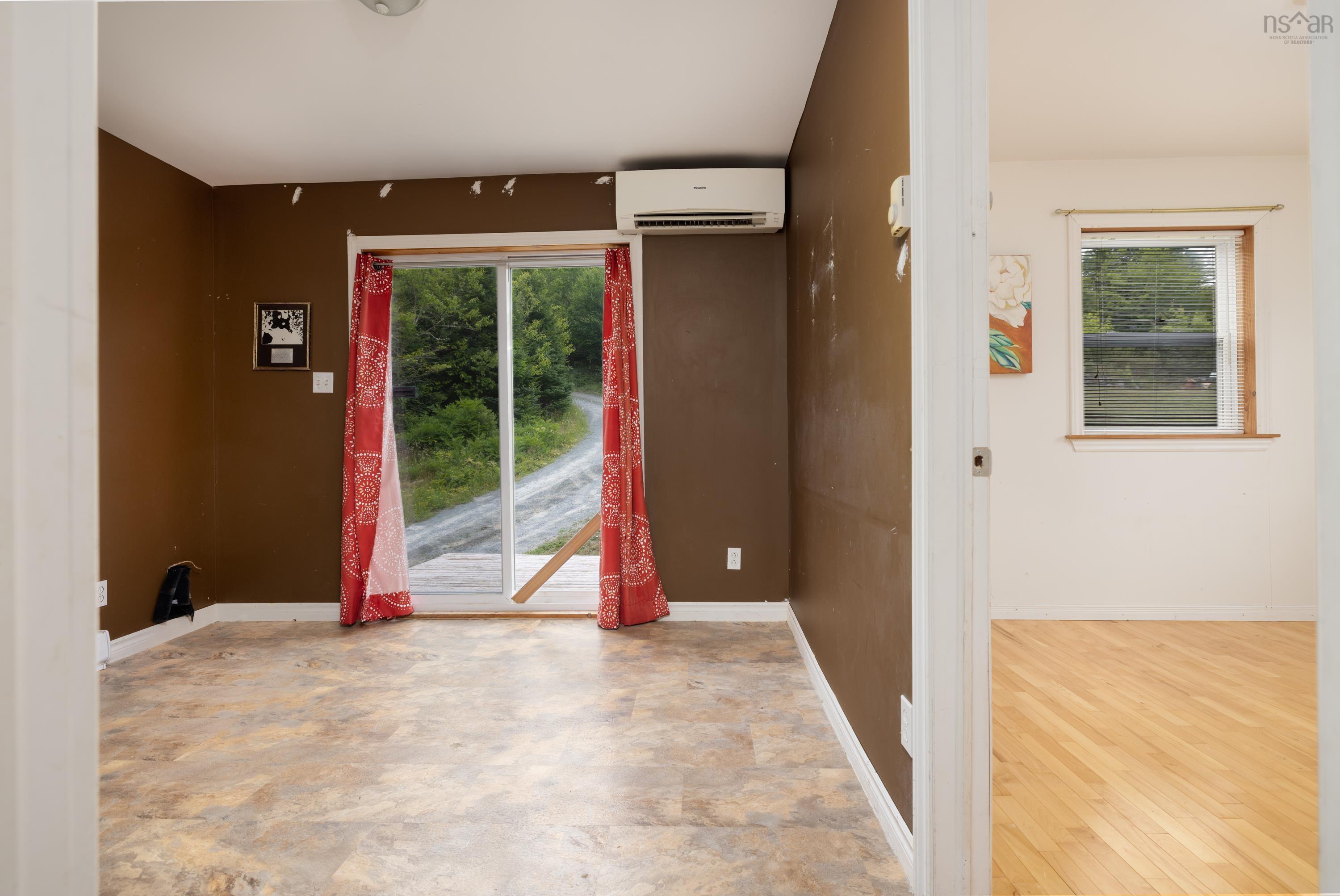 $459,900.00: 130 Whisper Ridge, Porters Lake