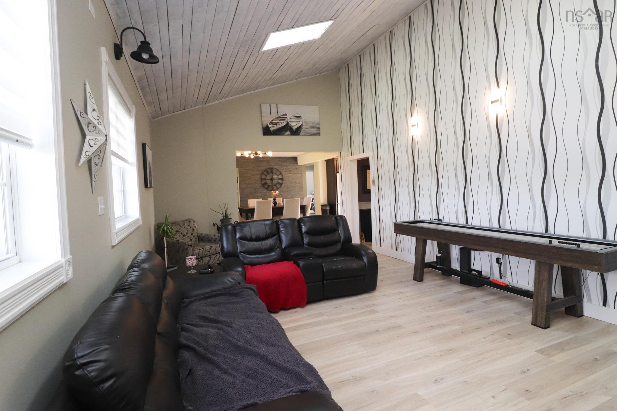 $669,900.00: 1517 PICTOU Road, East Mountain