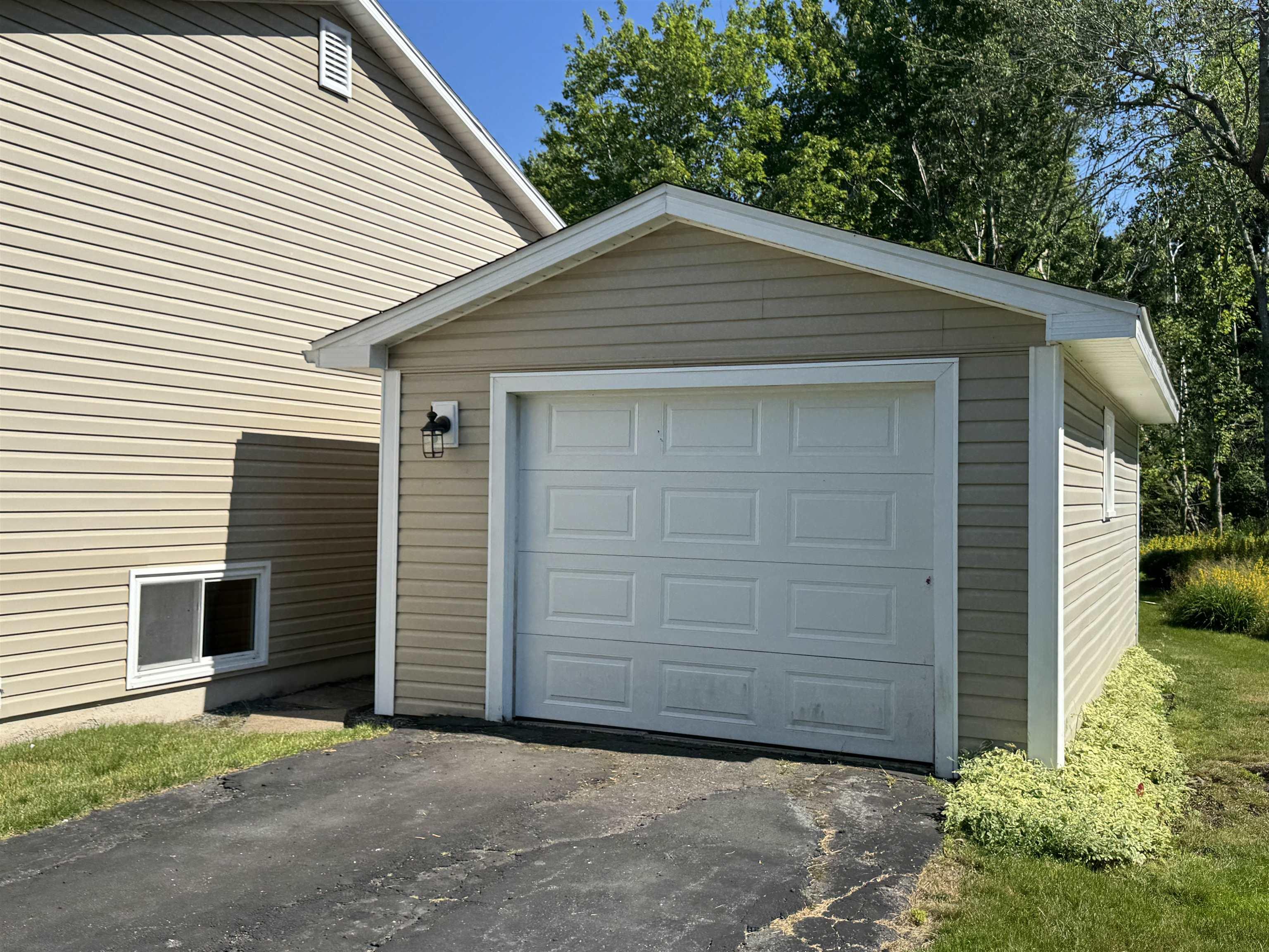 $374,500.00: 33 Birch Hill Drive, Stellarton