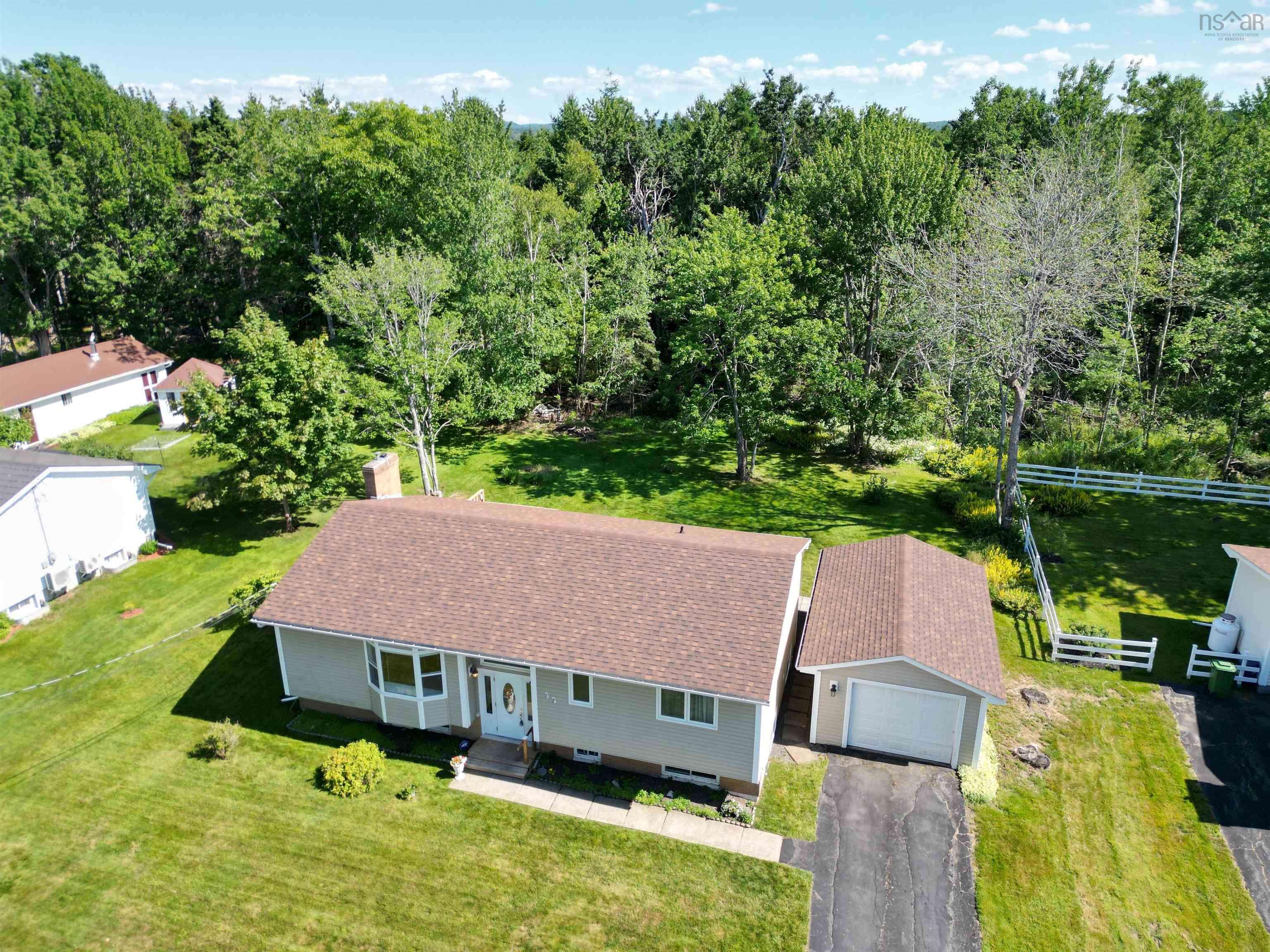 $374,500.00: 33 Birch Hill Drive, Stellarton