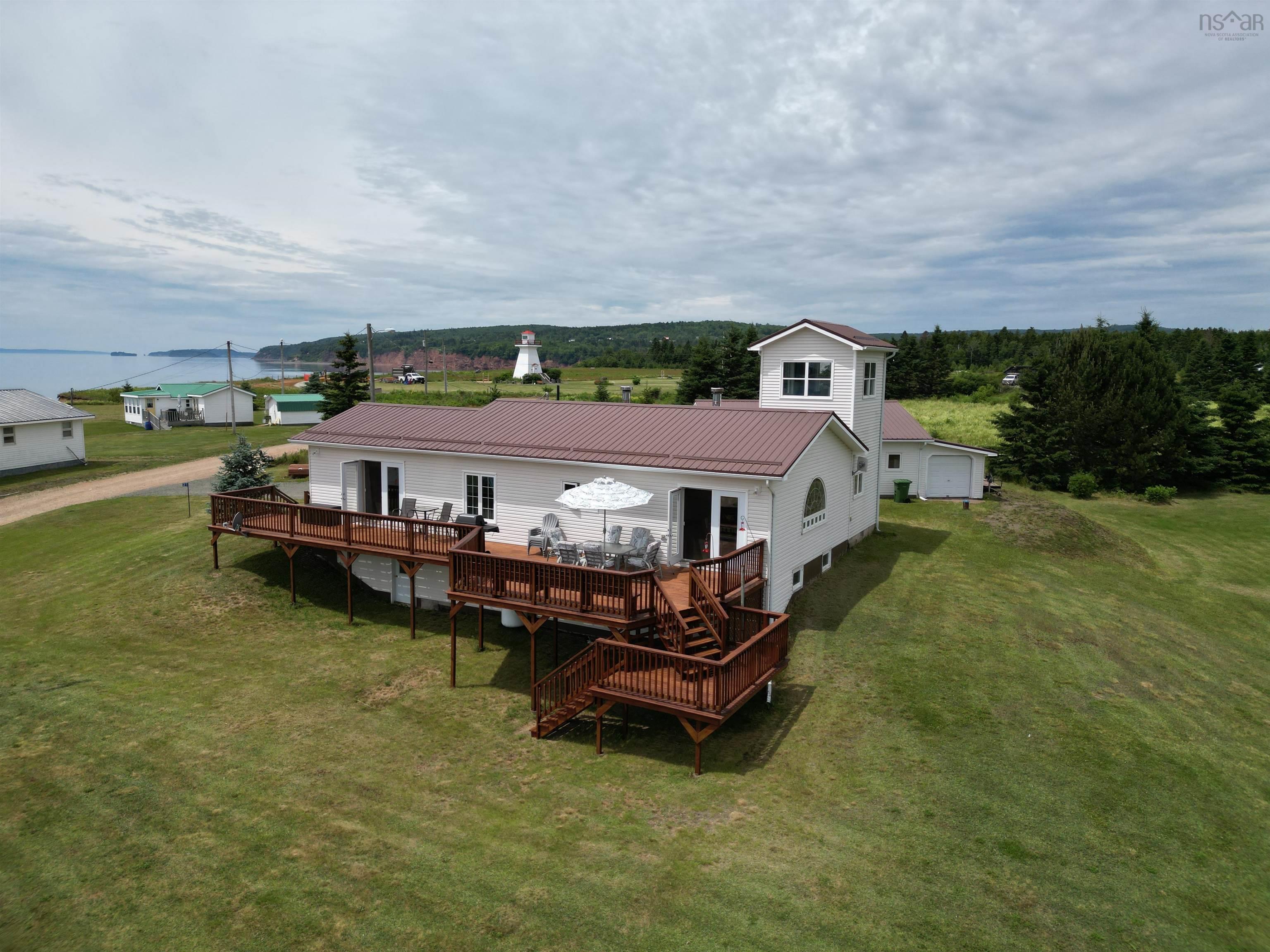 $749,500.00: 21 NORTH RIVER Lane, Lower Five Islands