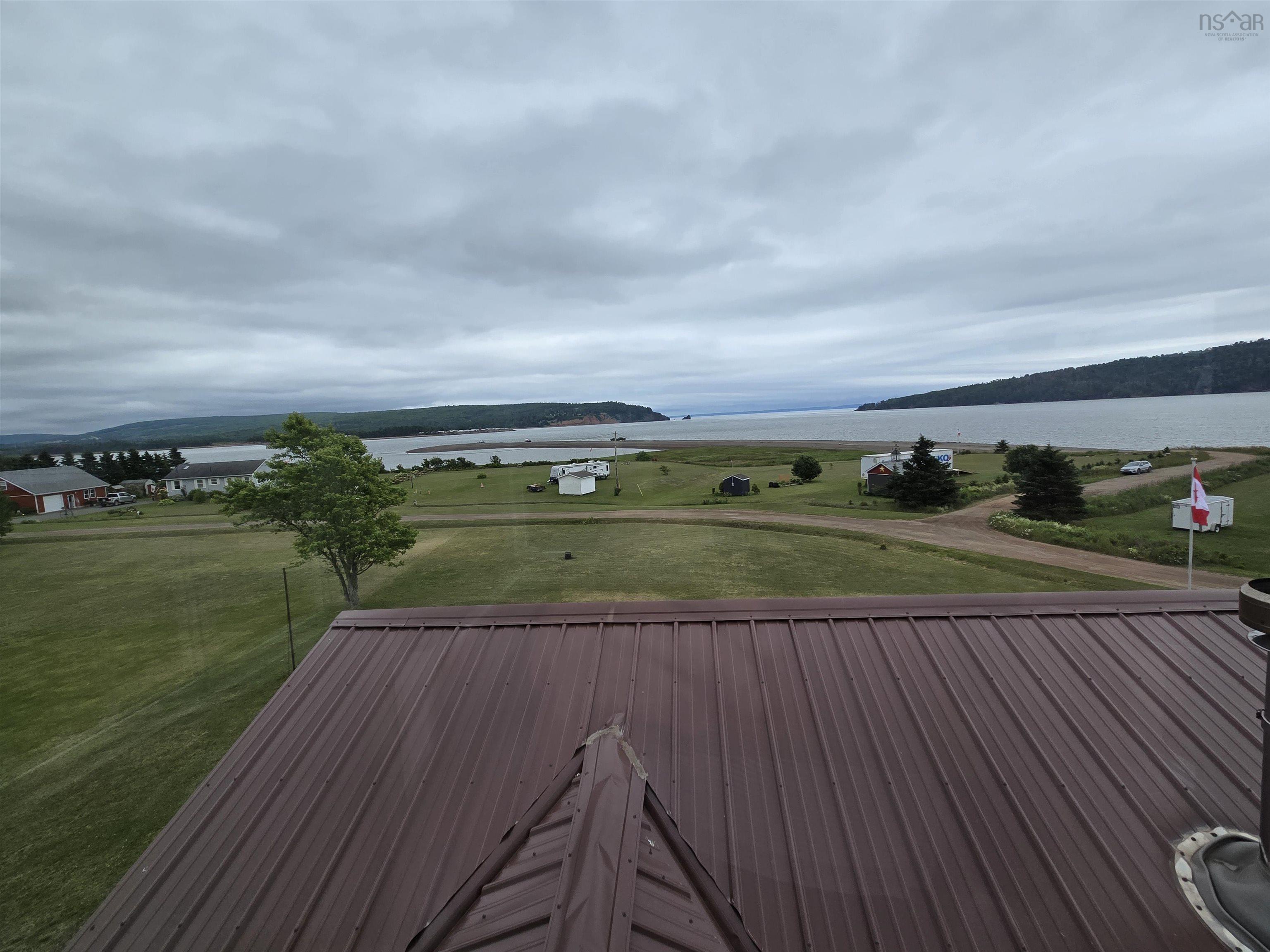 $749,500.00: 21 NORTH RIVER Lane, Lower Five Islands