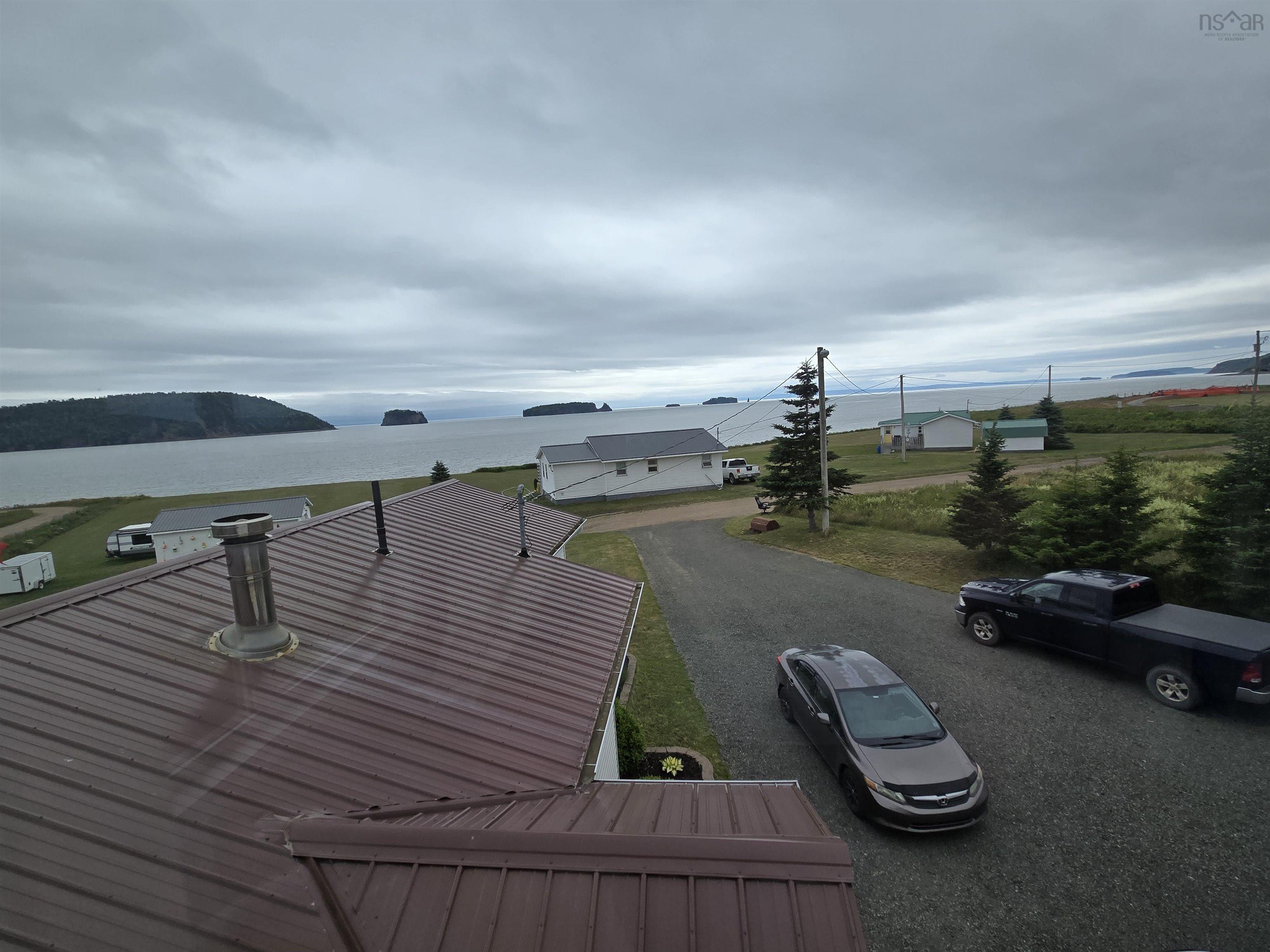 $749,500.00: 21 NORTH RIVER Lane, Lower Five Islands