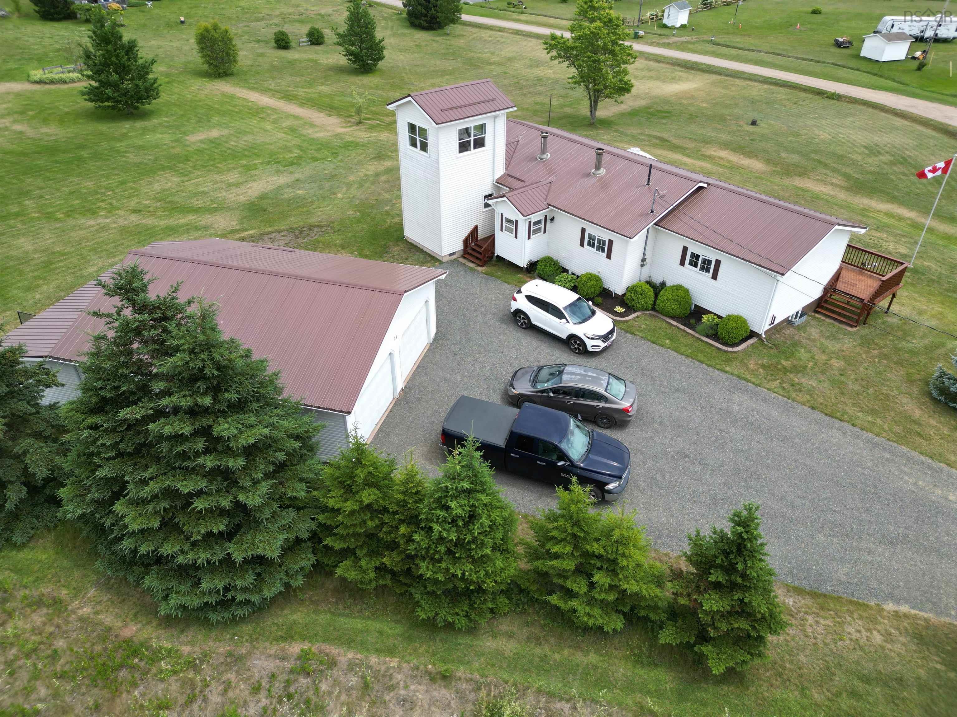 $749,500.00: 21 NORTH RIVER Lane, Lower Five Islands