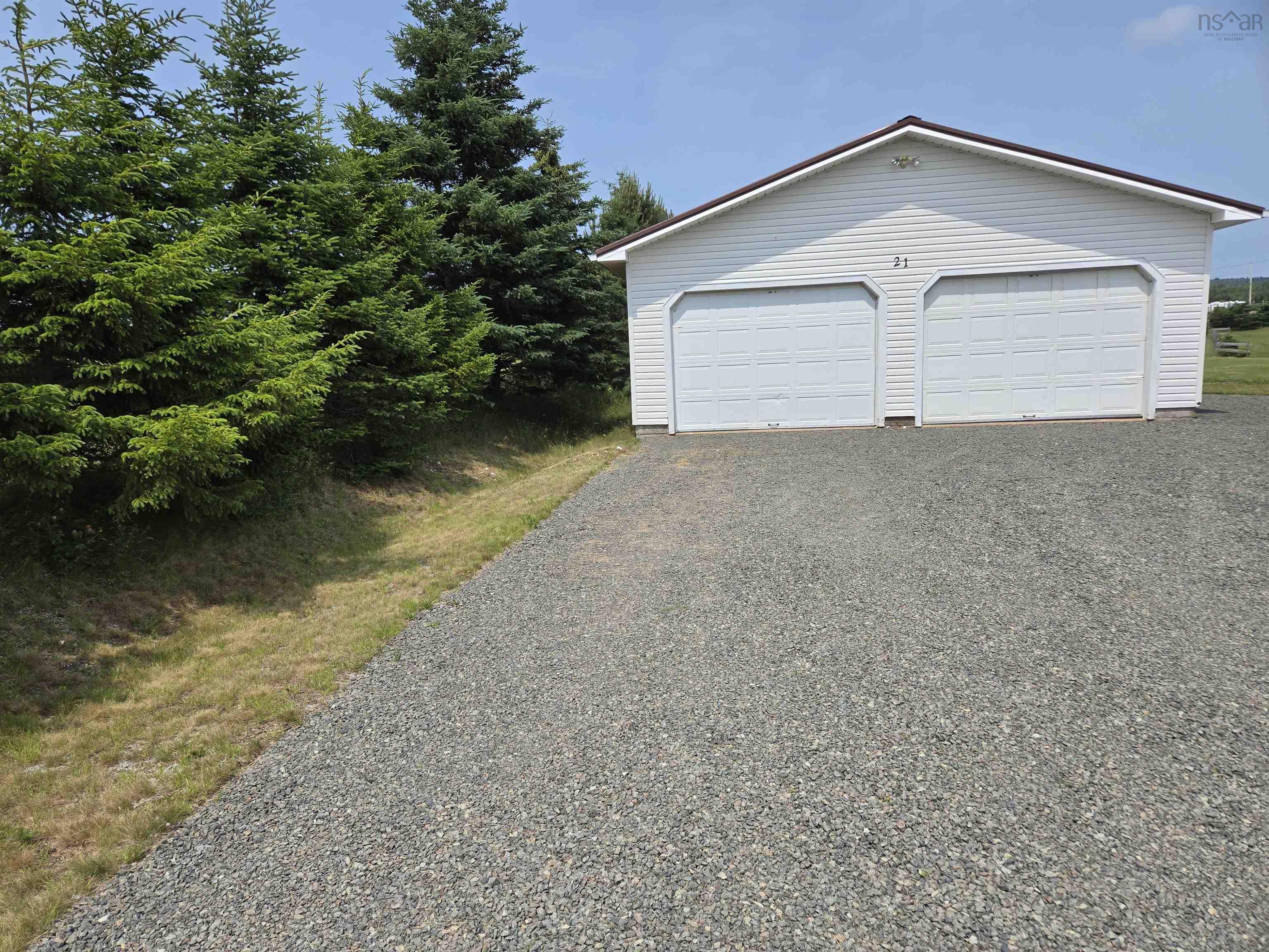 $749,500.00: 21 NORTH RIVER Lane, Lower Five Islands