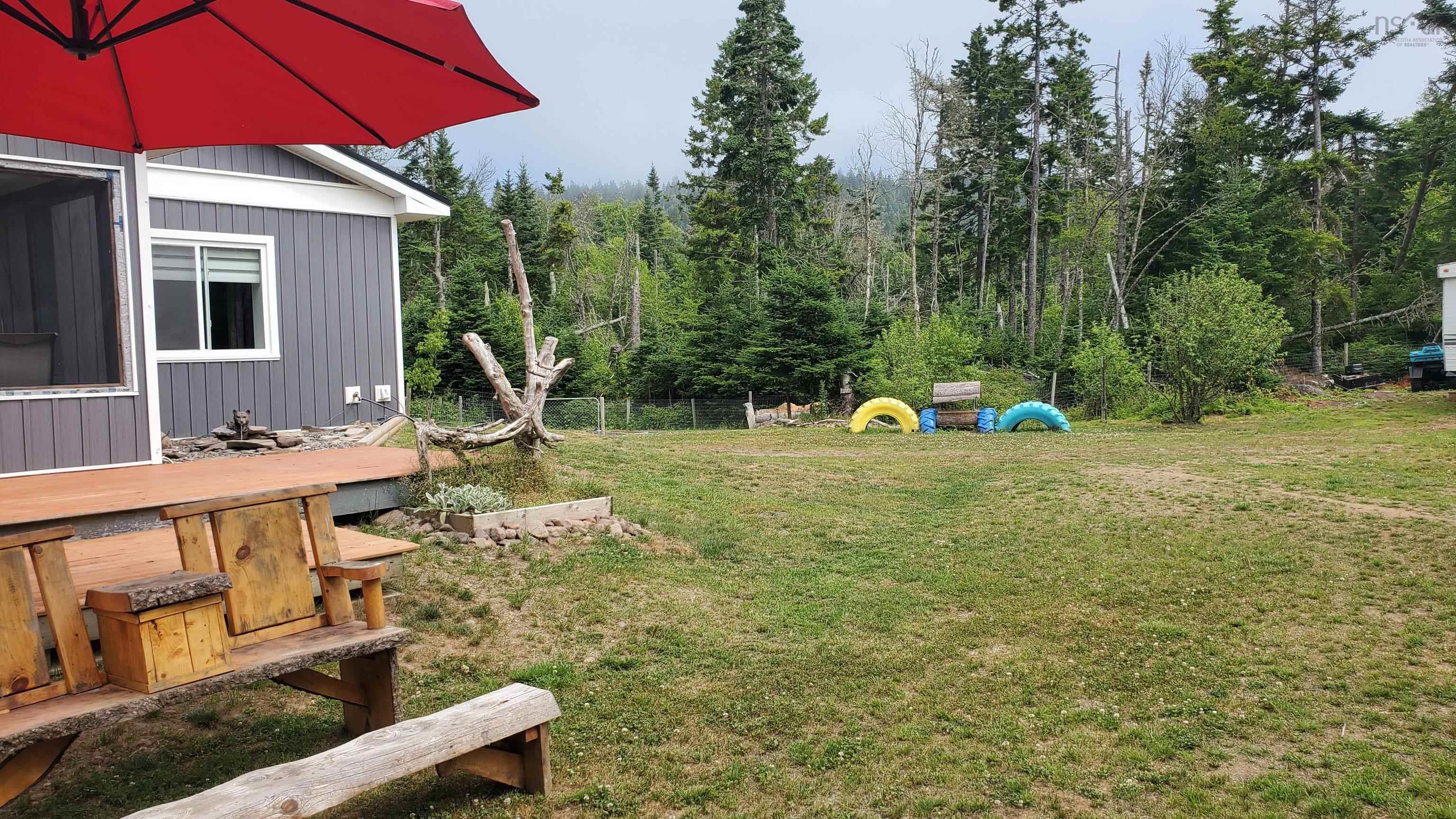 $399,900.00: 498 Fox Point Road, Fox River