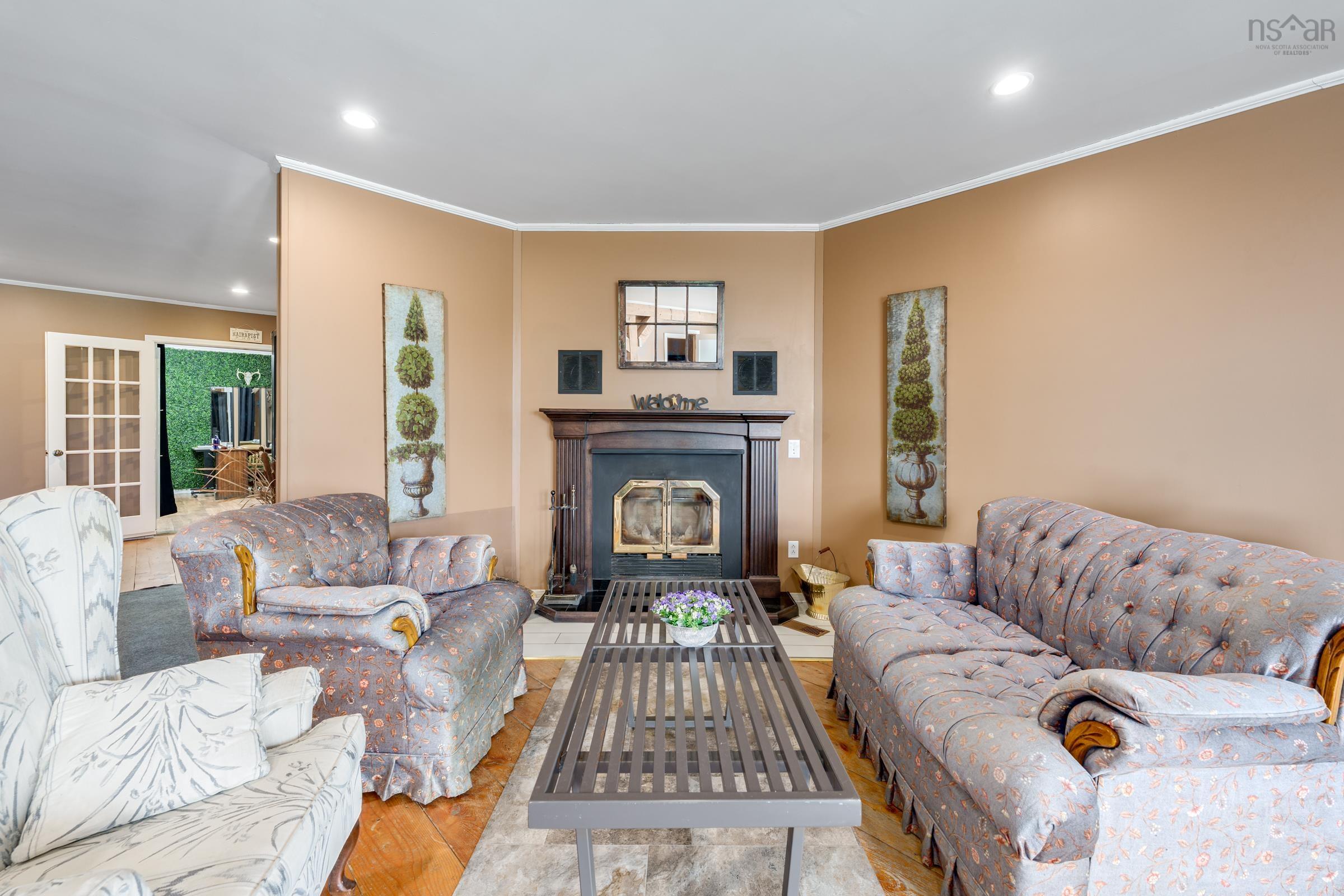 $599,000.00: 9613 Highway 1, Saulnierville