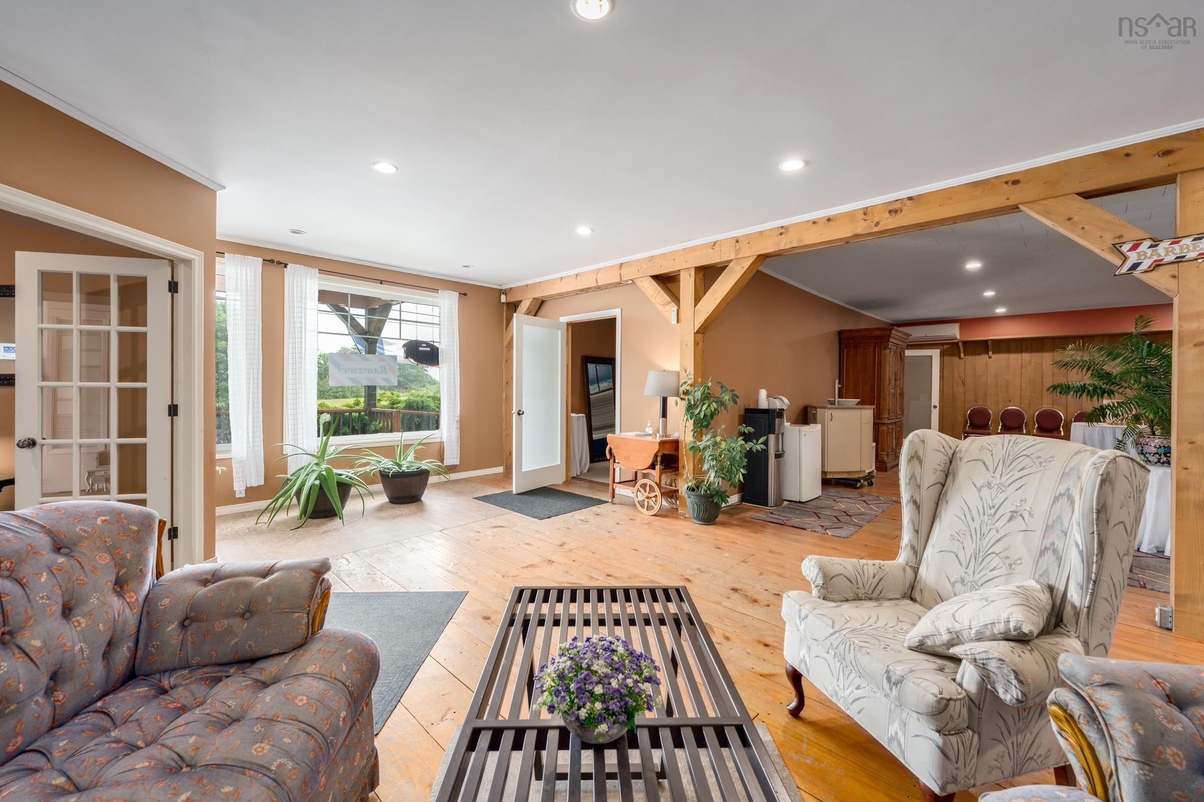 $599,000.00: 9613 Highway 1, Saulnierville