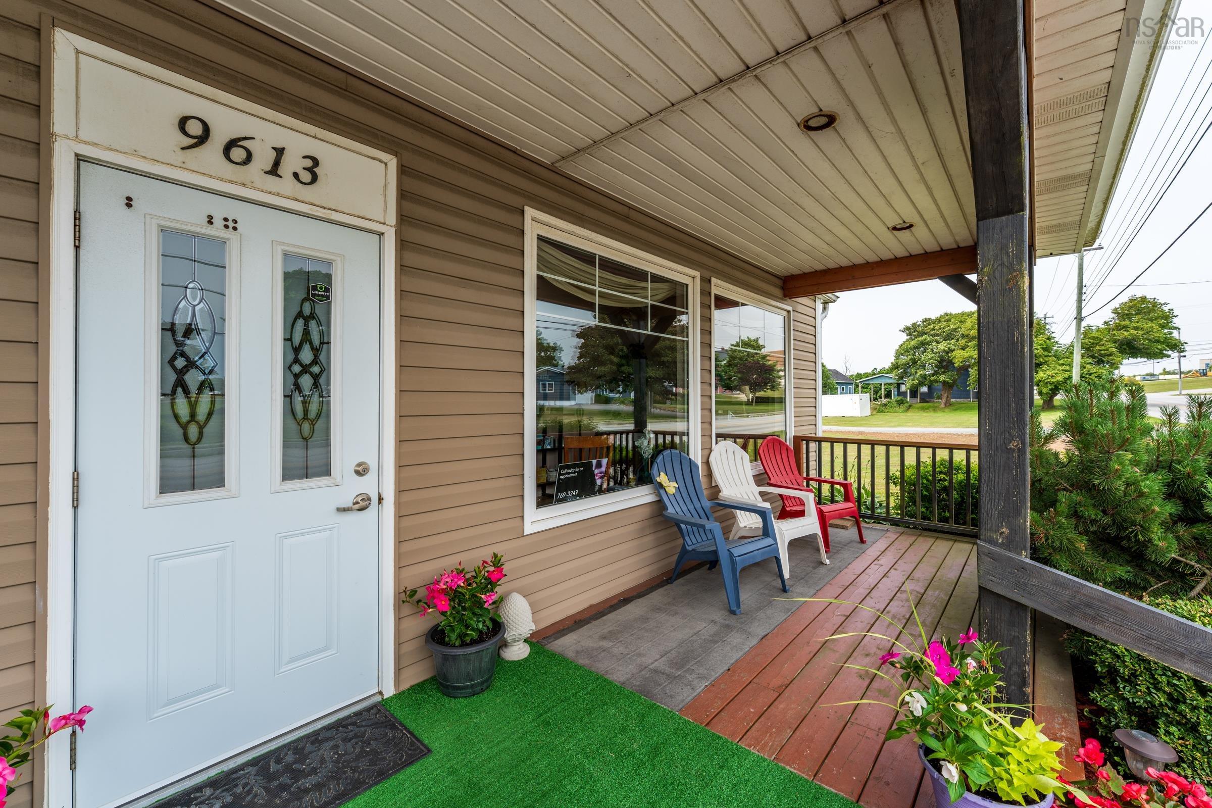 $599,000.00: 9613 Highway 1, Saulnierville