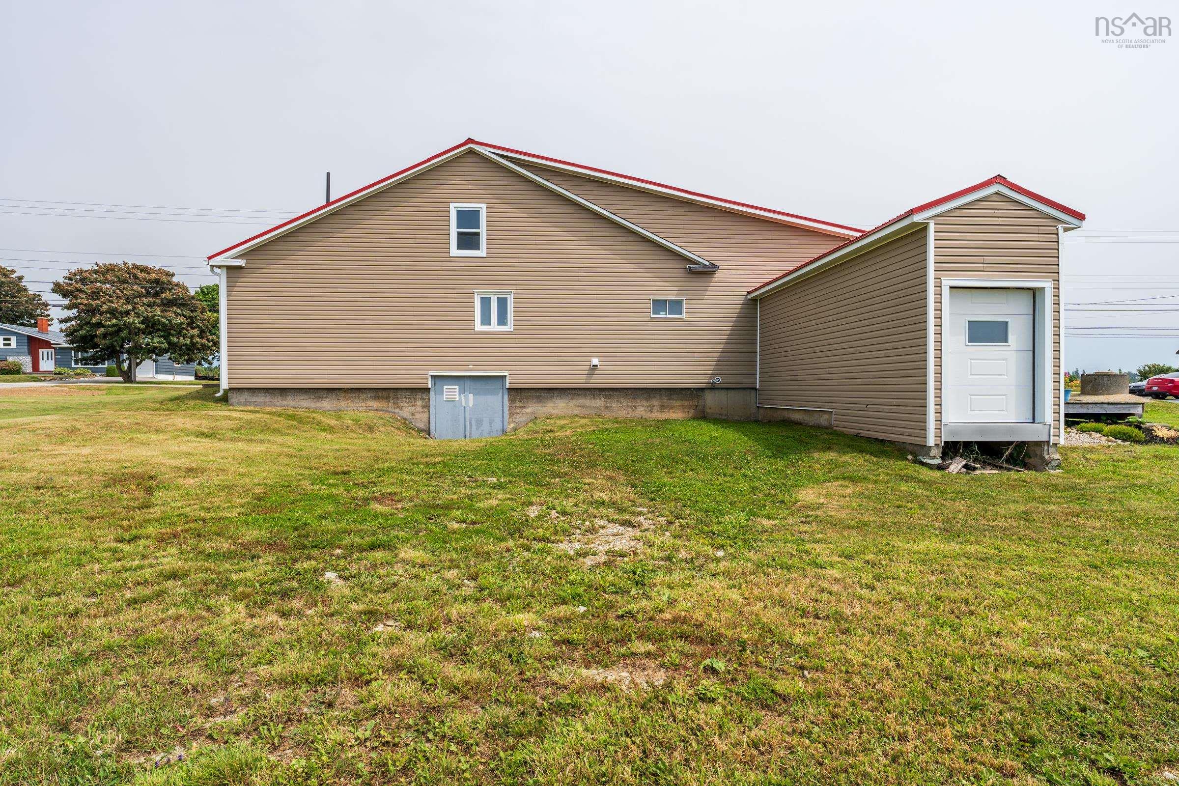 $599,000.00: 9613 Highway 1, Saulnierville