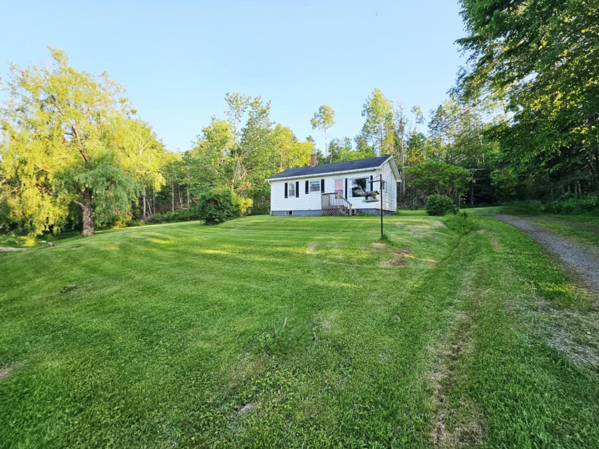 $125,000.00: 156 Greenfield Road, Murray Siding