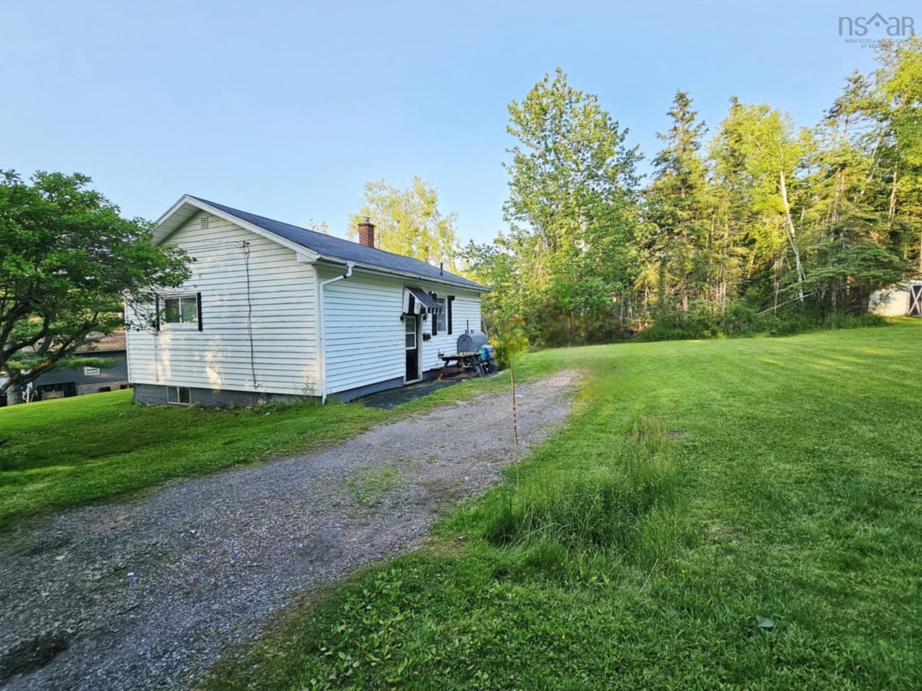 $125,000.00: 156 Greenfield Road, Murray Siding