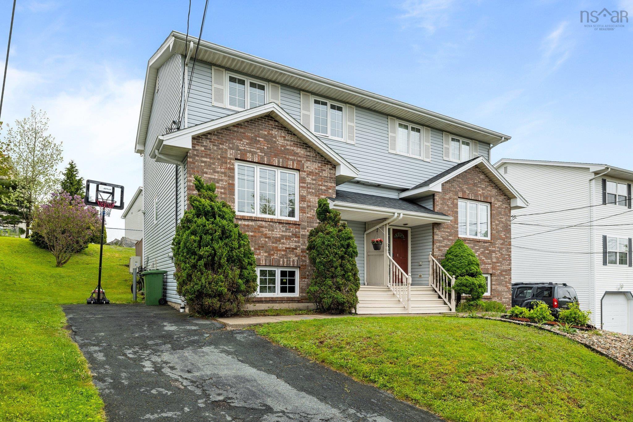 $499,900.00: 25 Walter Havill Drive, Halifax