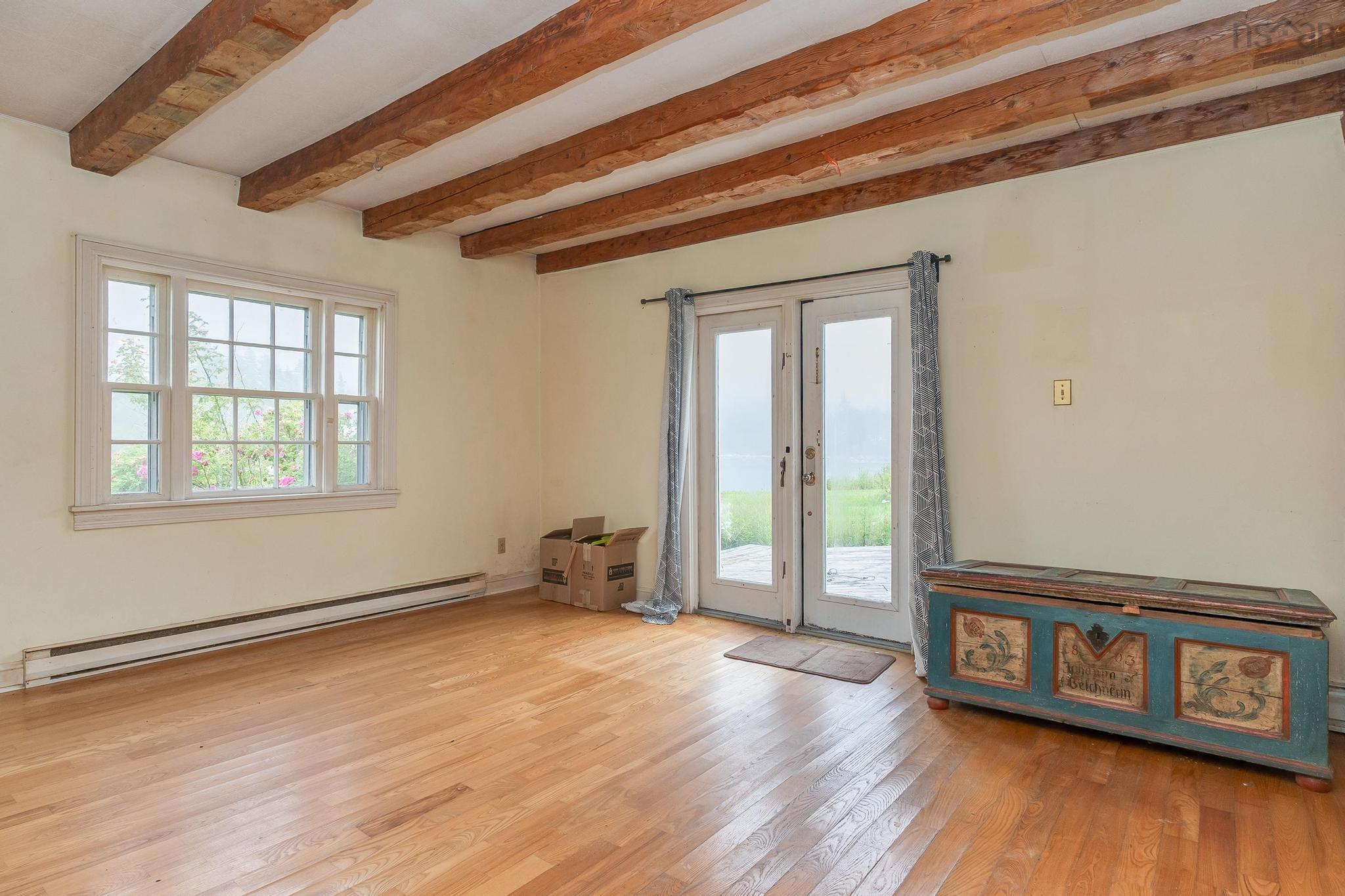 $489,000.00: 194 Paddy