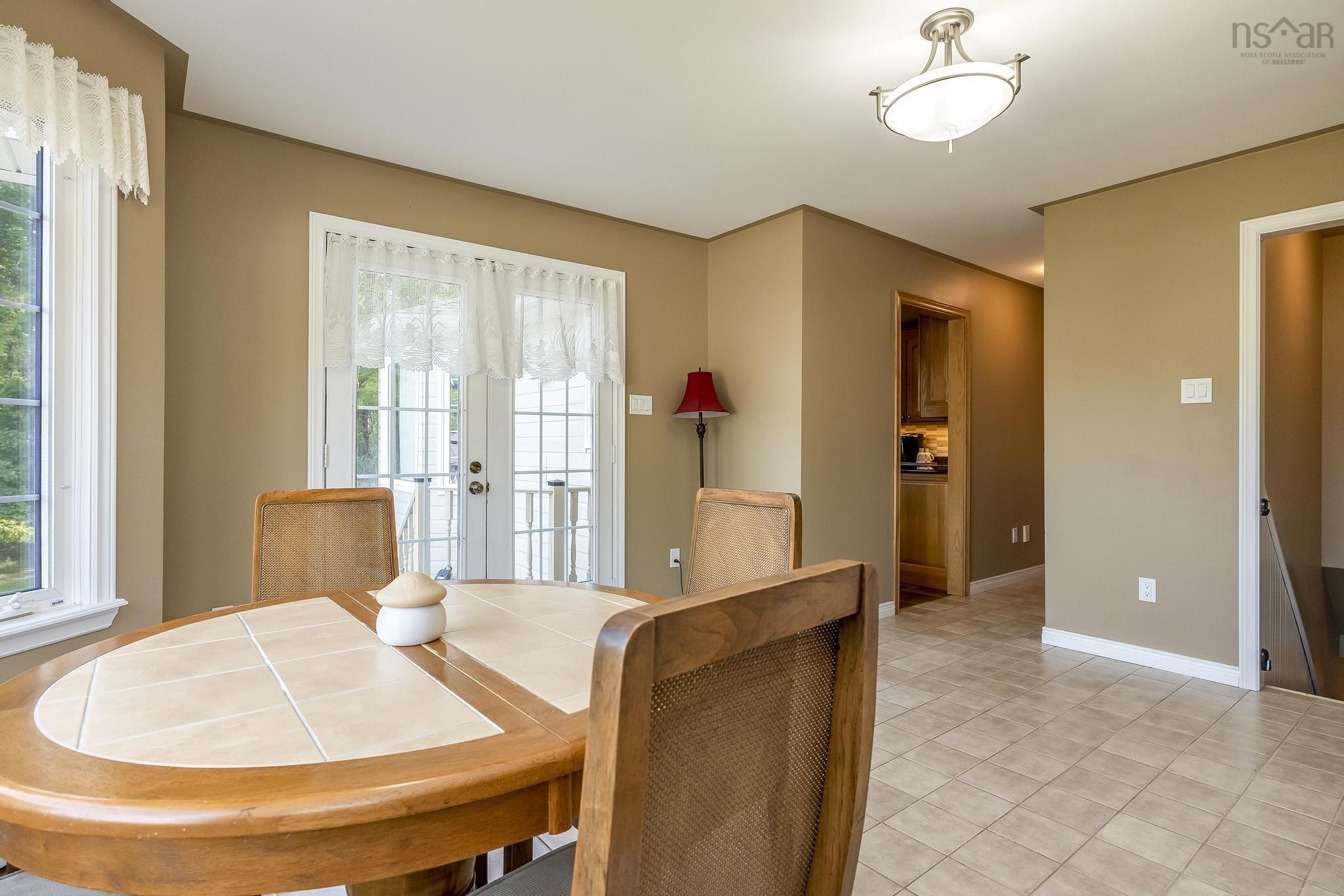 $535,000.00: 99 Krista Drive, Wilmot