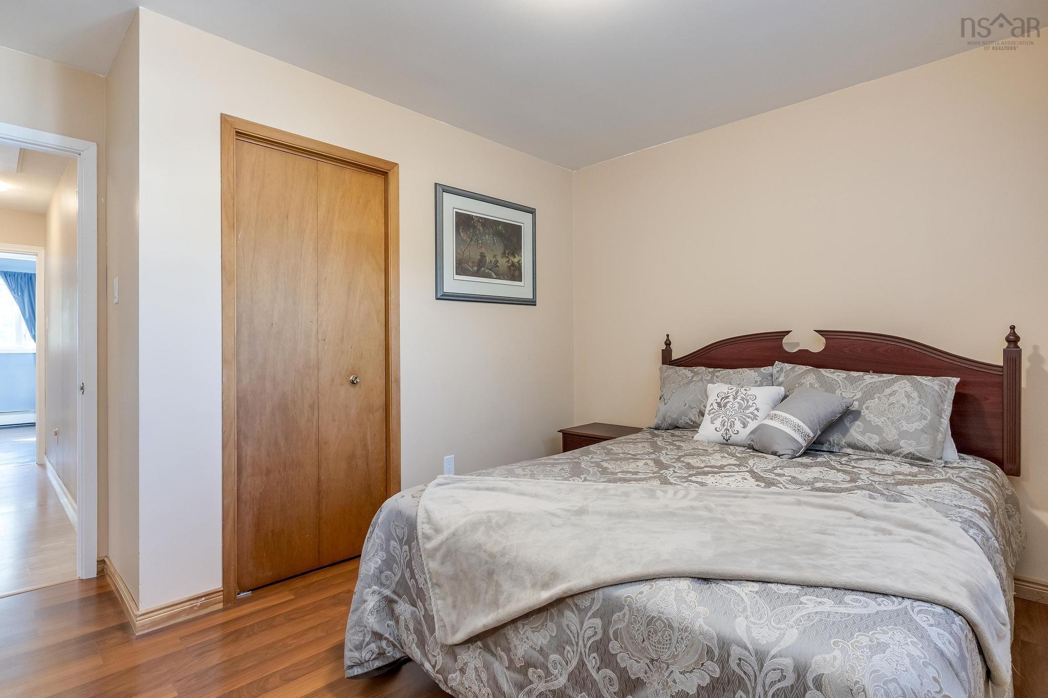 $535,000.00: 99 Krista Drive, Wilmot