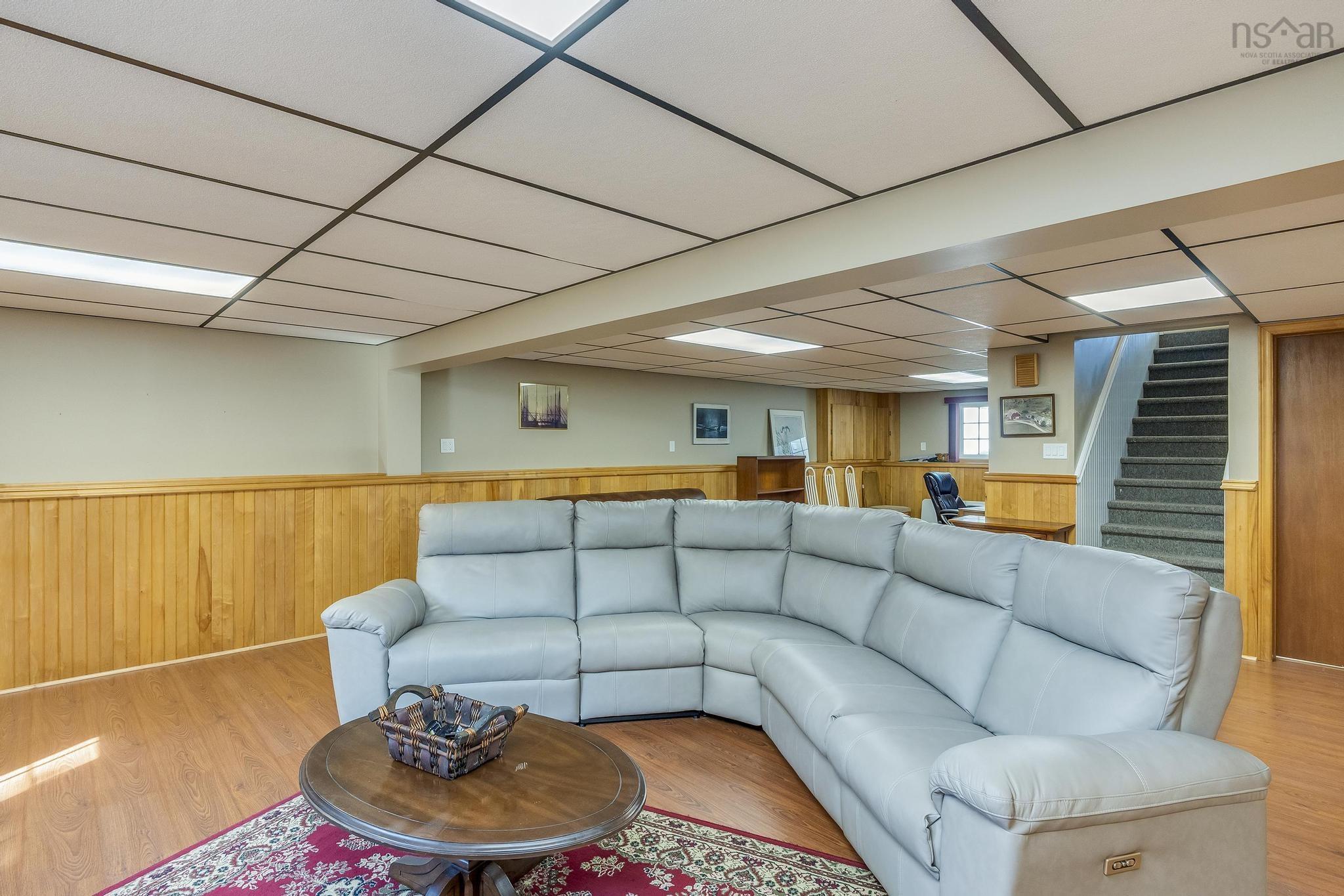 $535,000.00: 99 Krista Drive, Wilmot