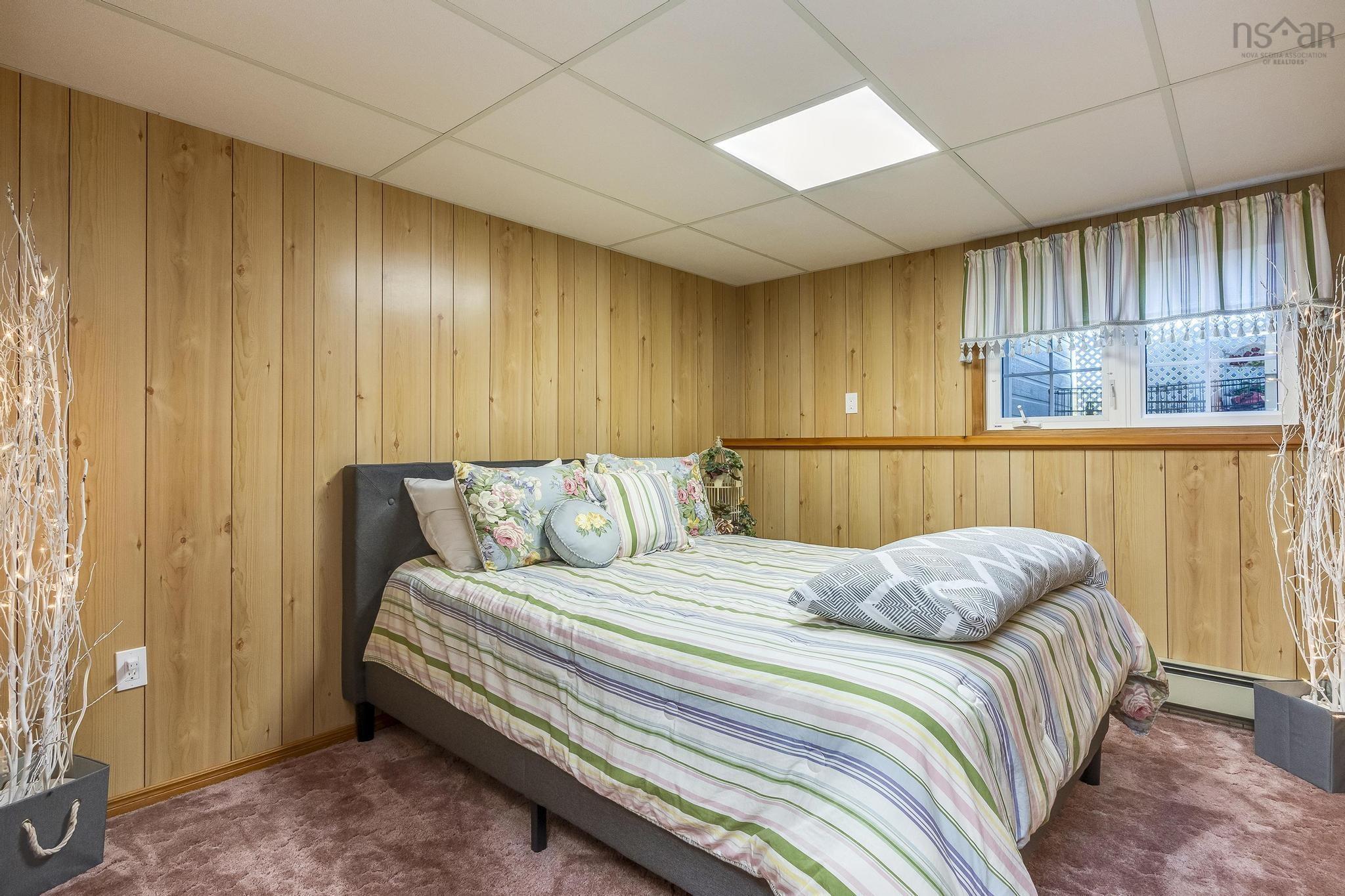 $535,000.00: 99 Krista Drive, Wilmot